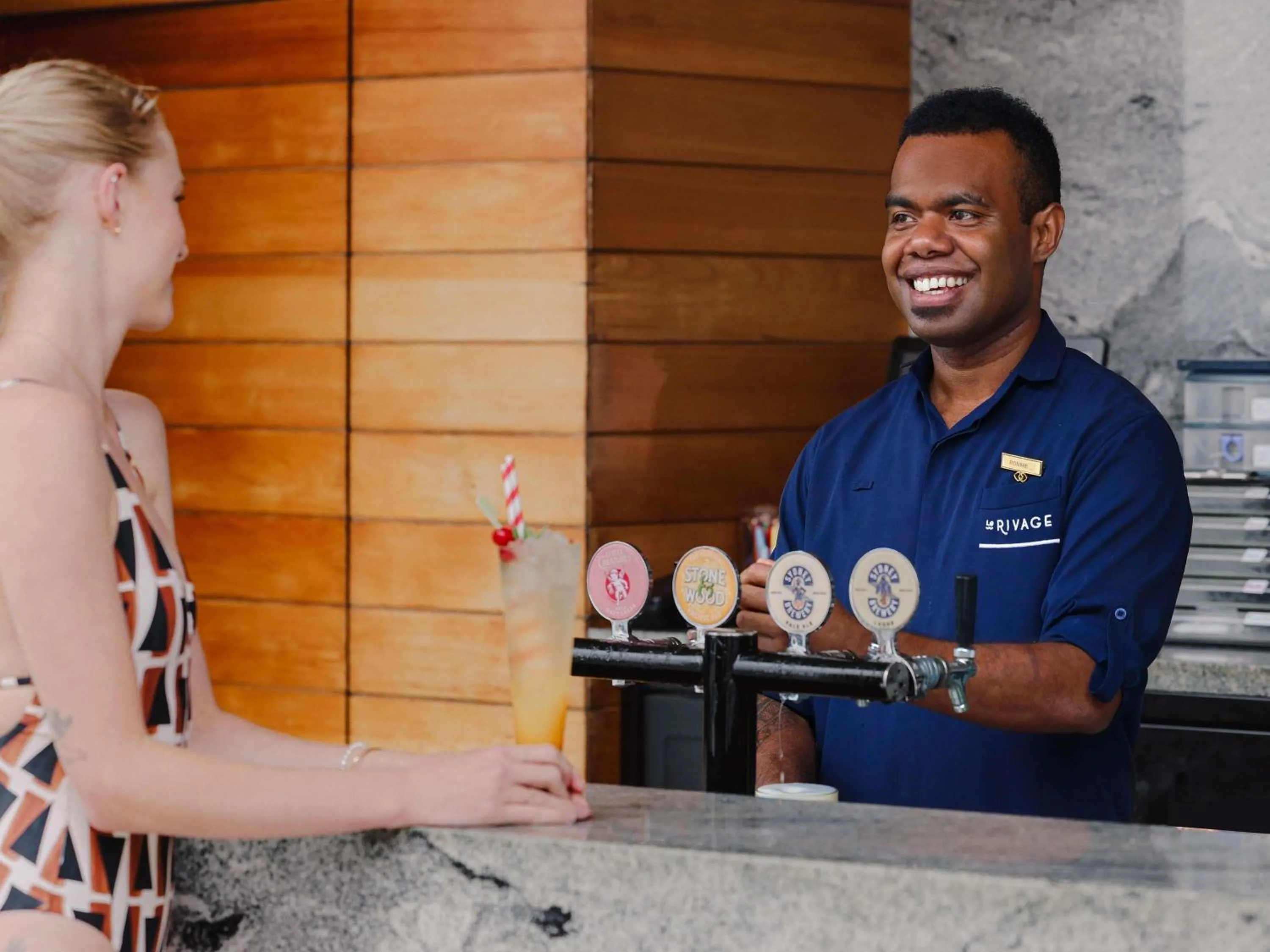 Lounge or bar in Sofitel Sydney Darling Harbour