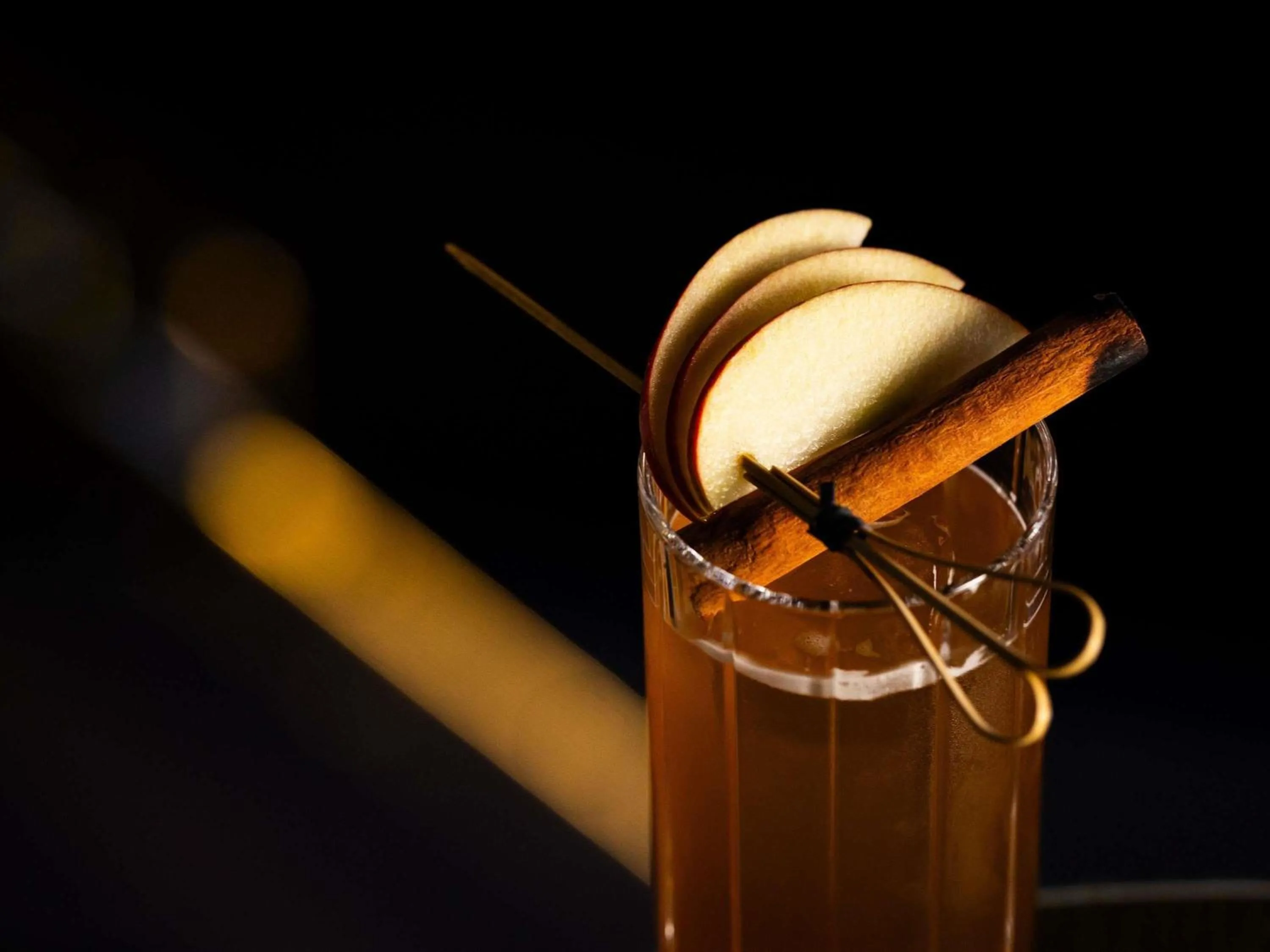 Lounge or bar in Sofitel Sydney Darling Harbour