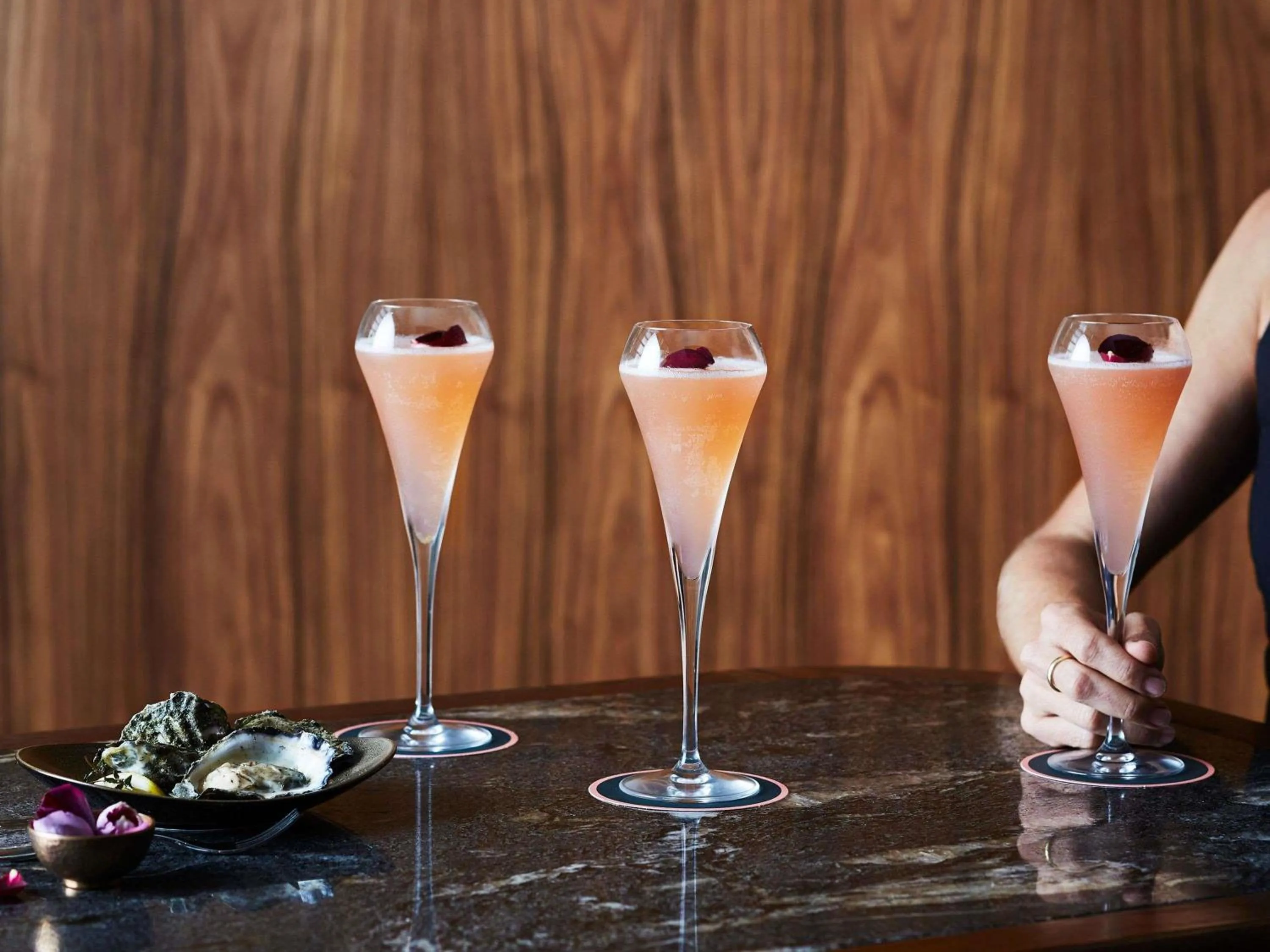 Lounge or bar in Sofitel Sydney Darling Harbour