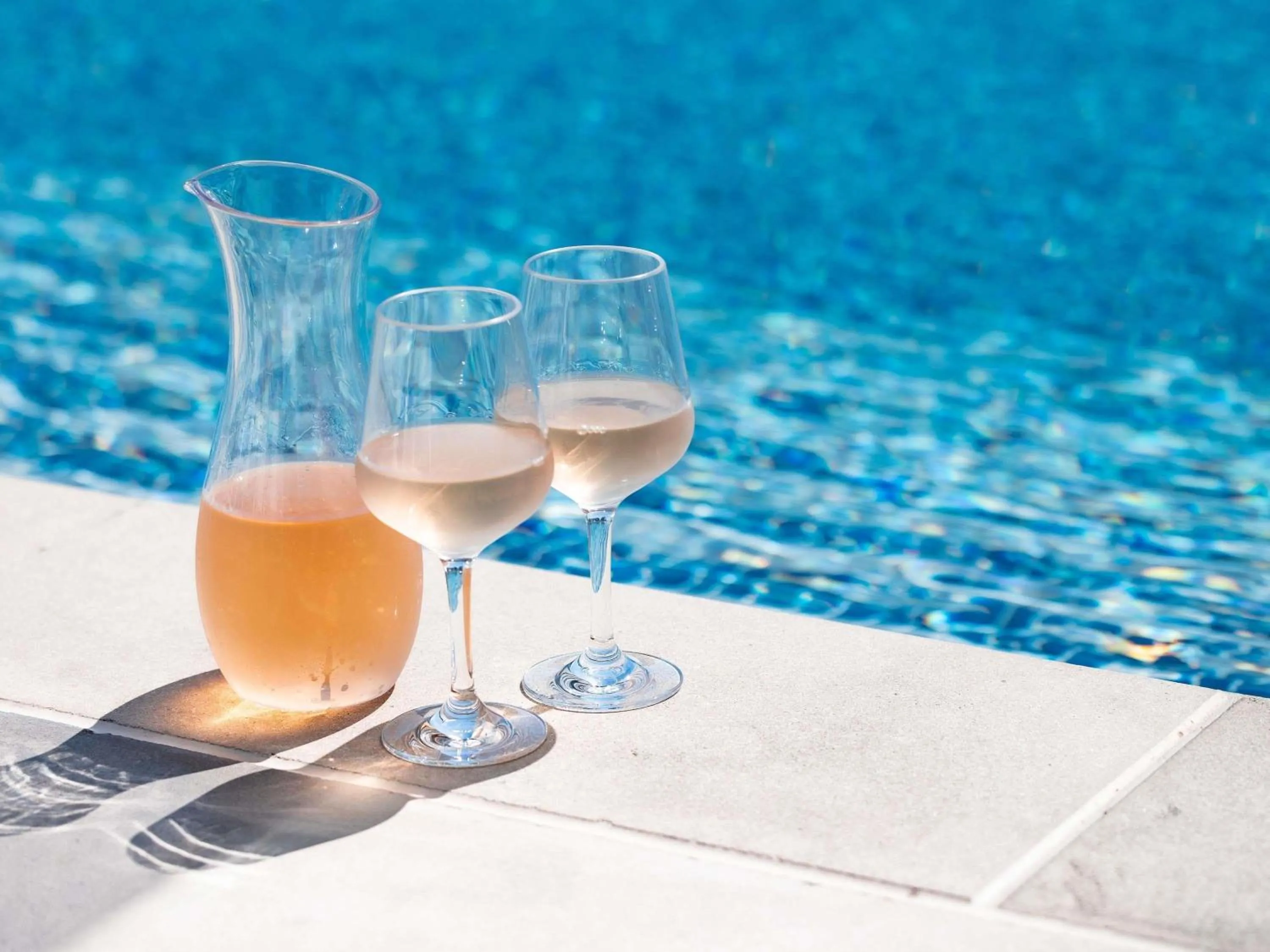 Pool view in Sofitel Sydney Darling Harbour