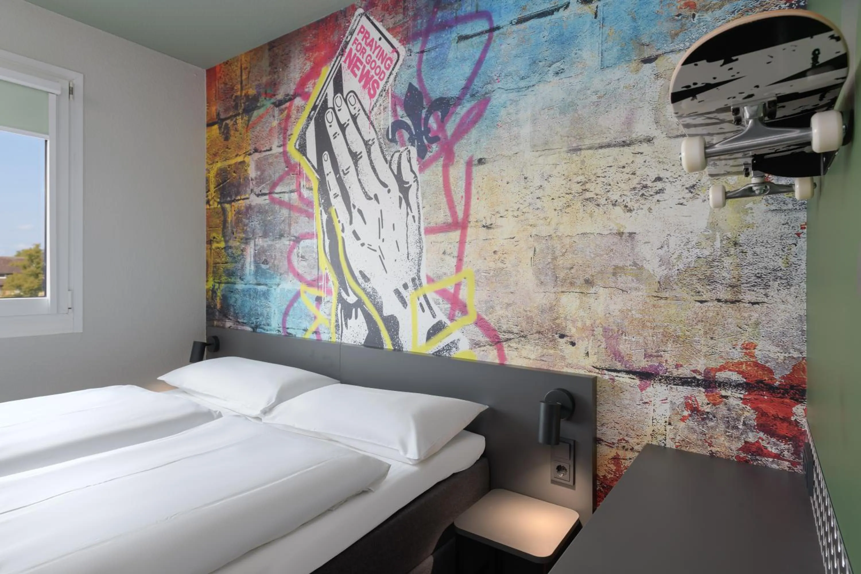 Bed in Felix Hotel Darmstadt