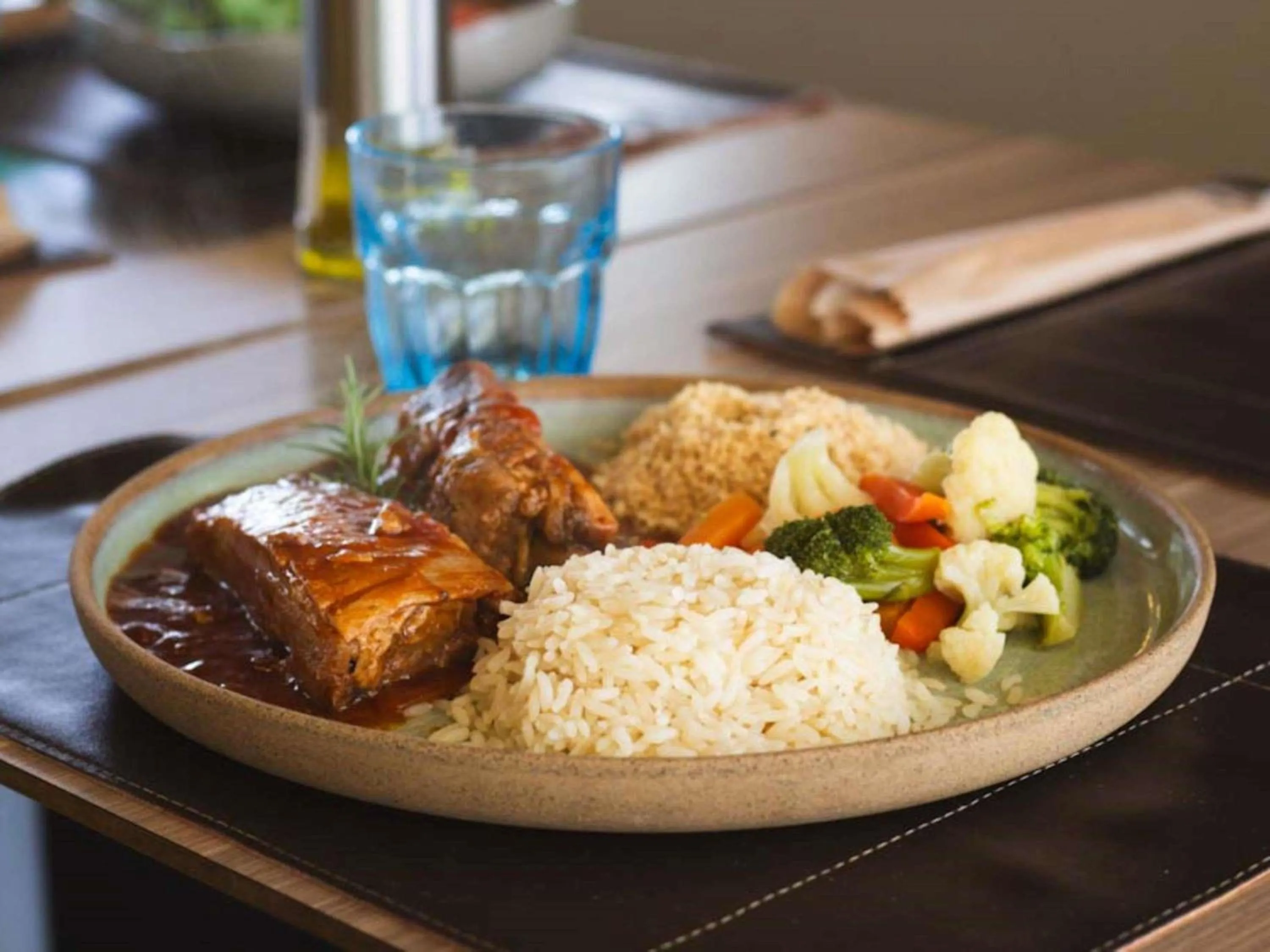 Restaurant/places to eat in ibis Styles Taubate