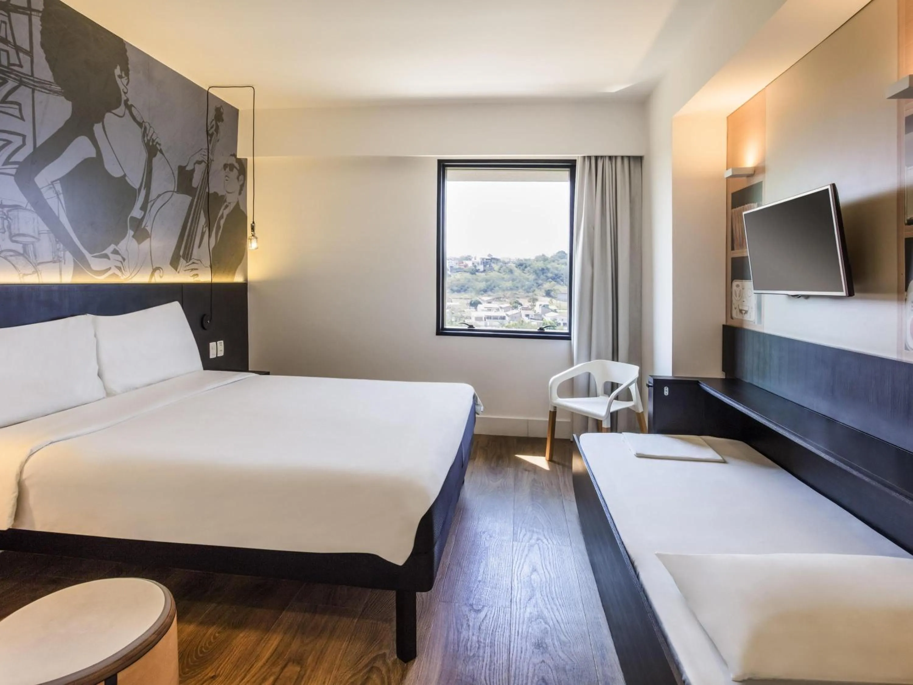 Bedroom, Bed in ibis Styles Taubate