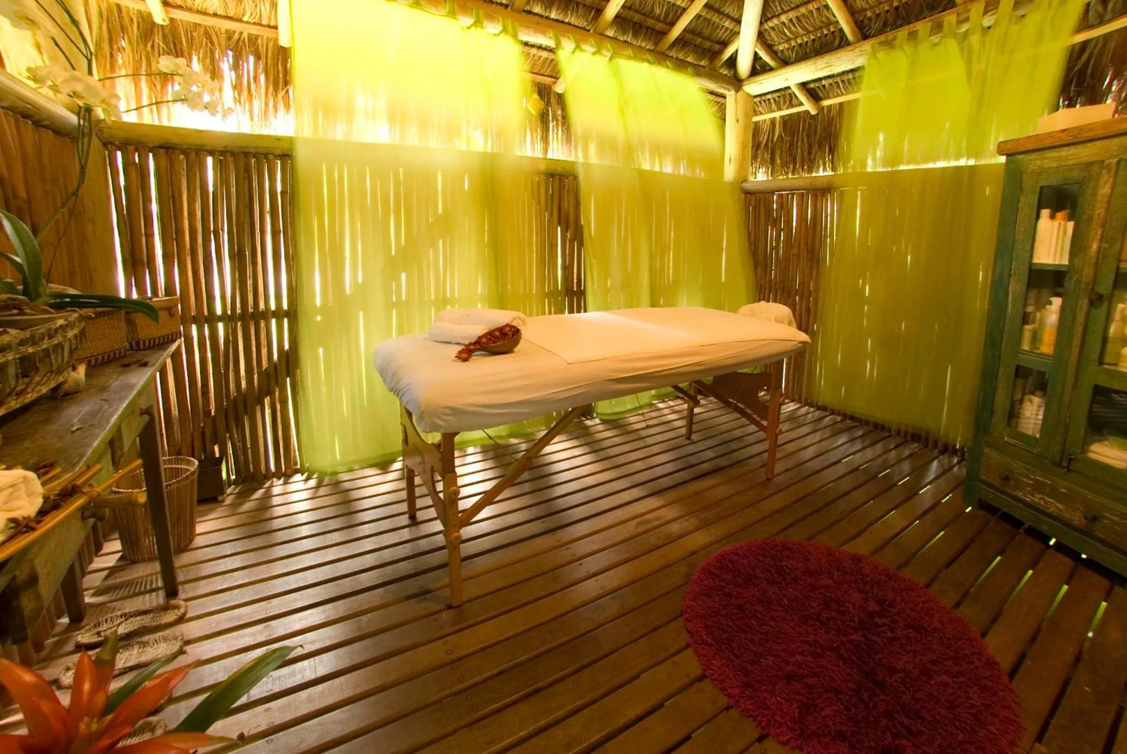 Massage in Itamambuca Eco Resort