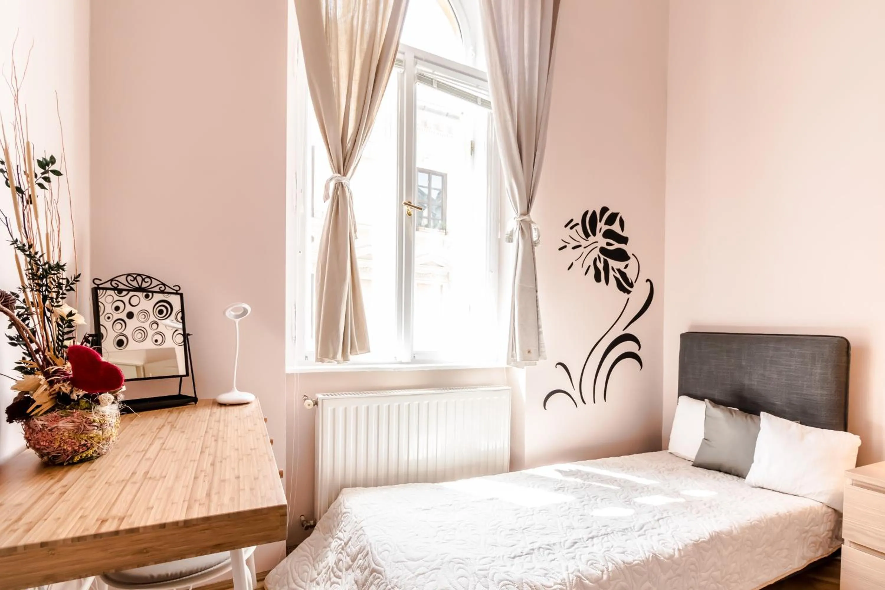 Bed in BpR König Design Apartment