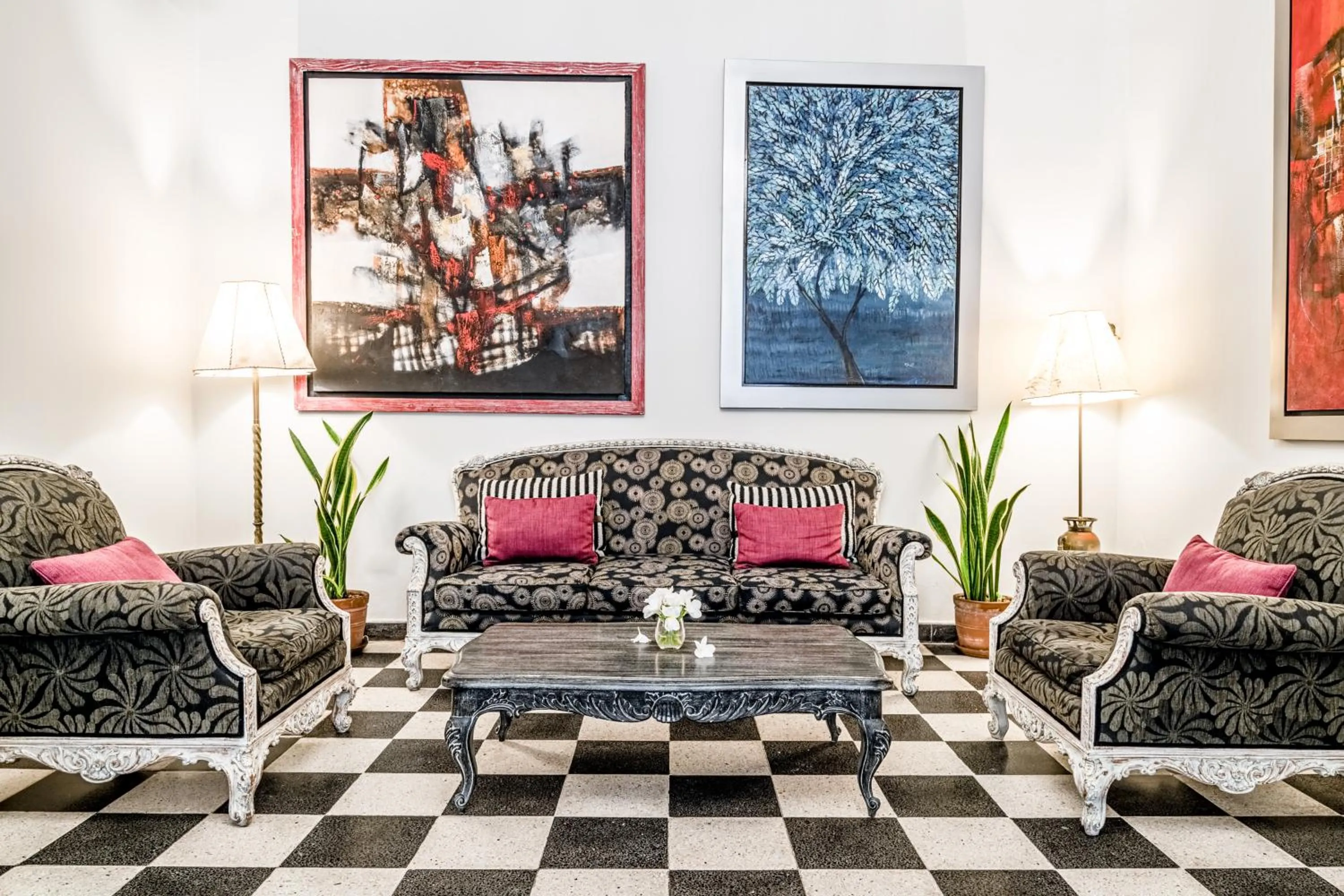 Communal lounge/ TV room in Hotel Antigua Miraflores