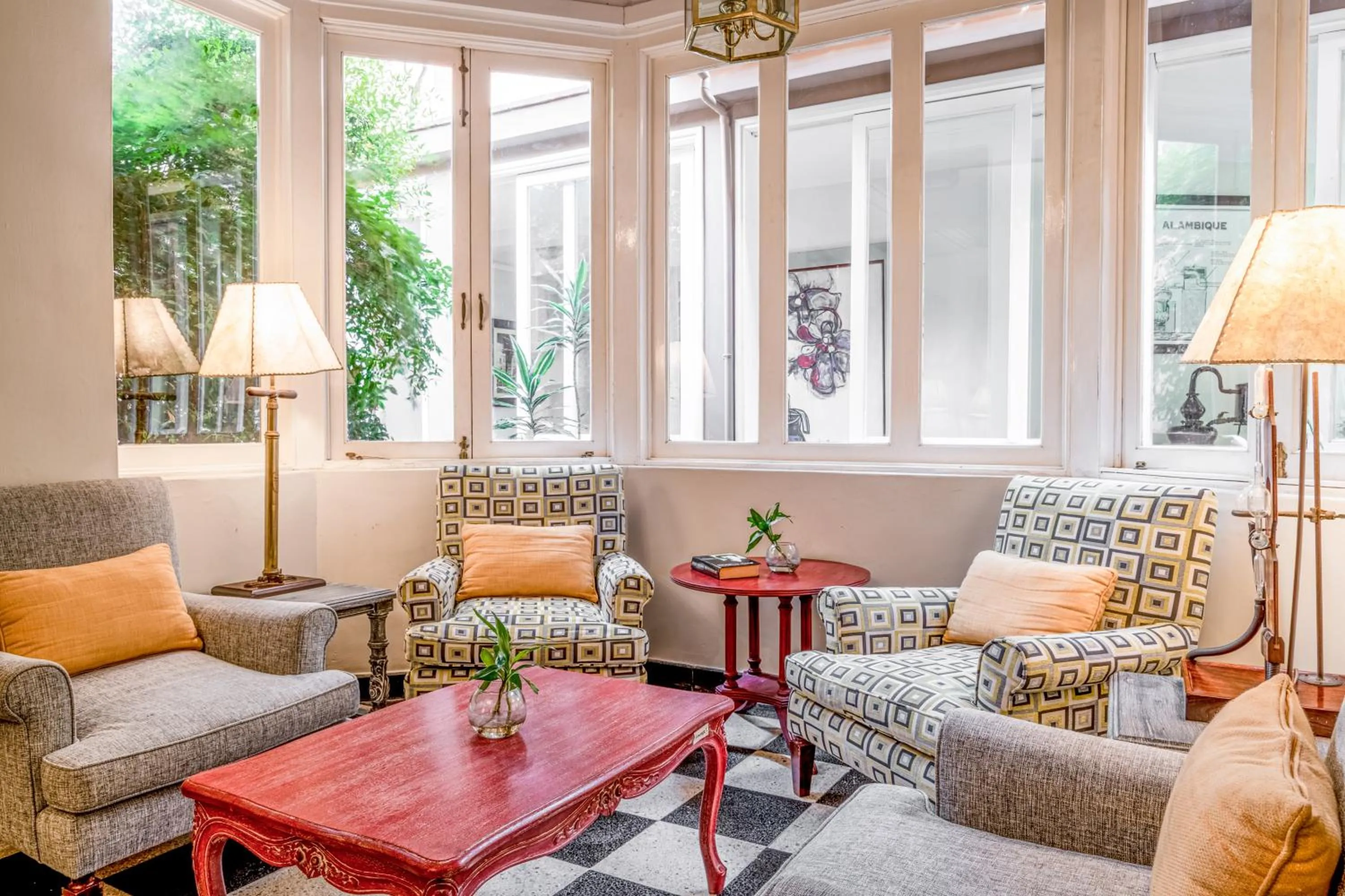 Seating area in Hotel Antigua Miraflores