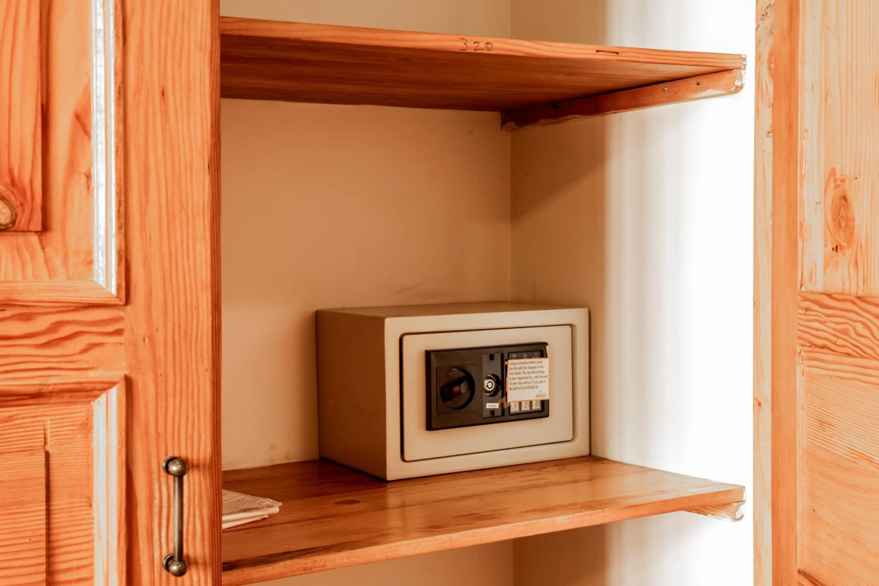 safe in Hotel Antigua Miraflores