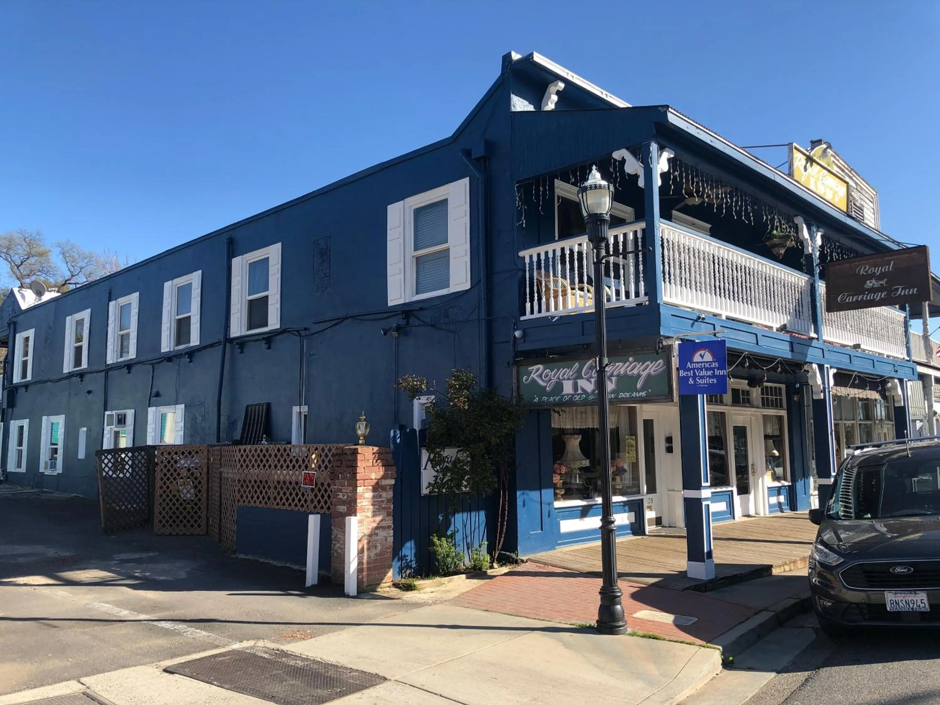 Day in Americas Best Value Inn Royal Carriage