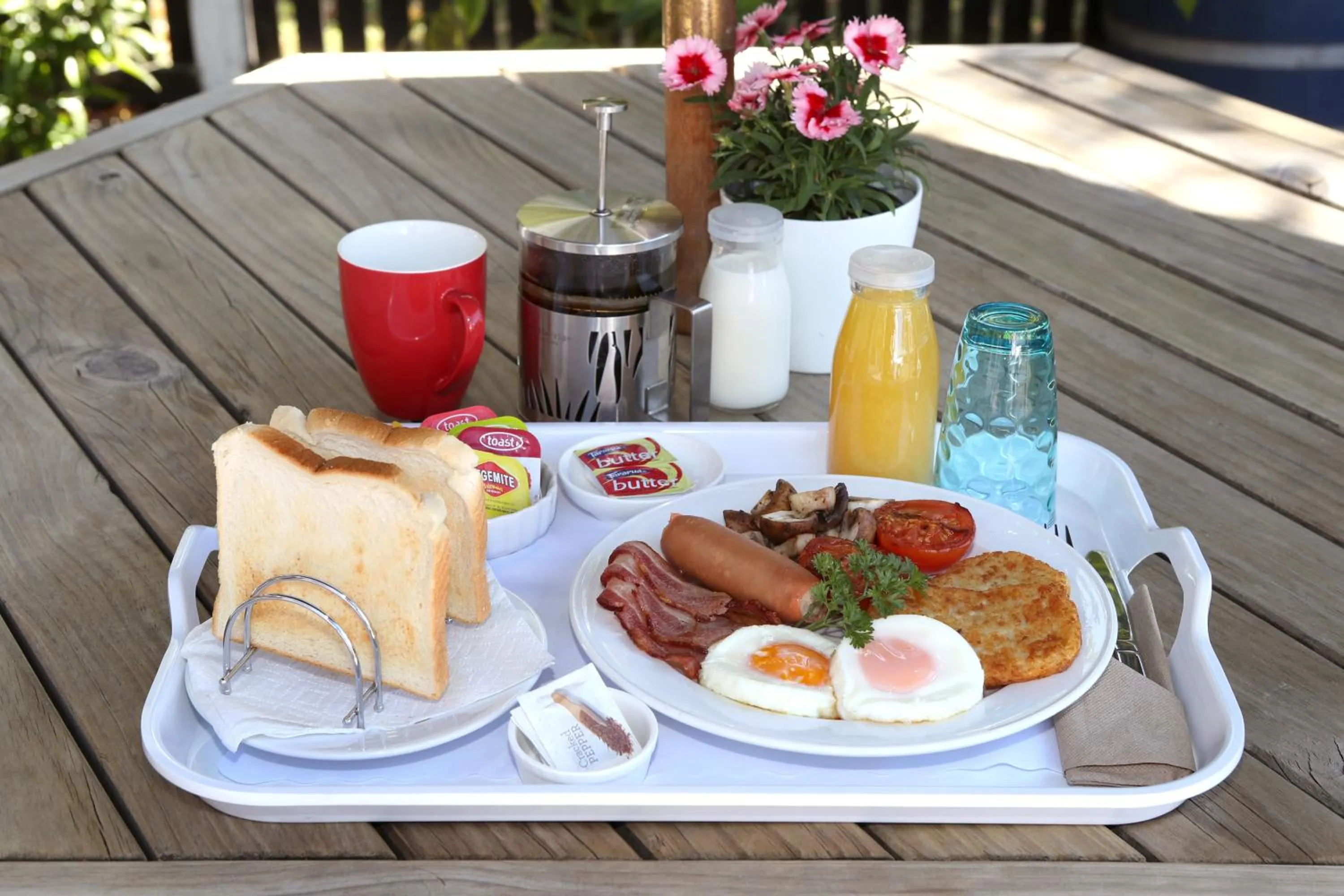 Breakfast in Havelock North Motor Lodge