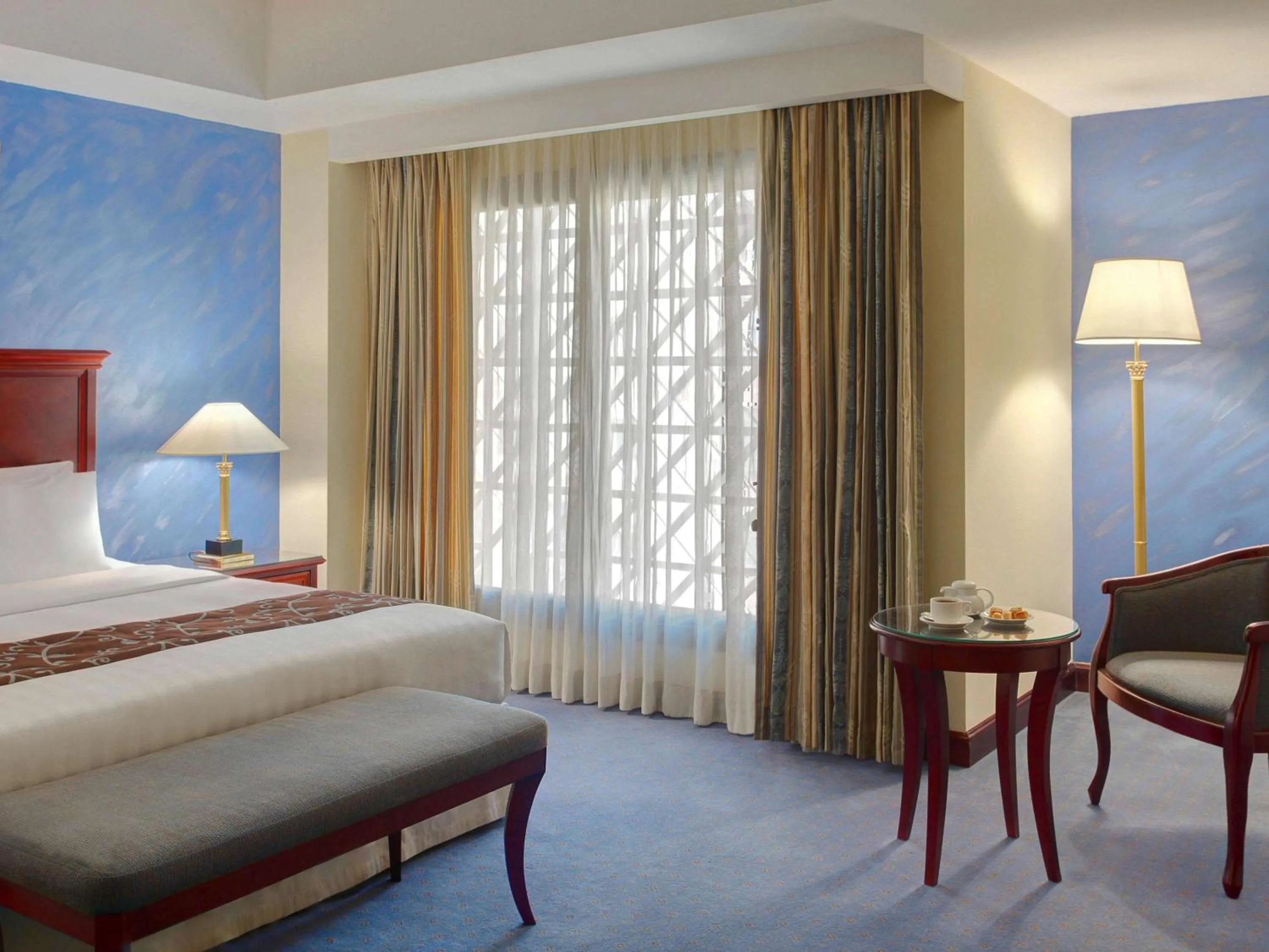 Photo of the whole room, Bed in New Madinah Hotel