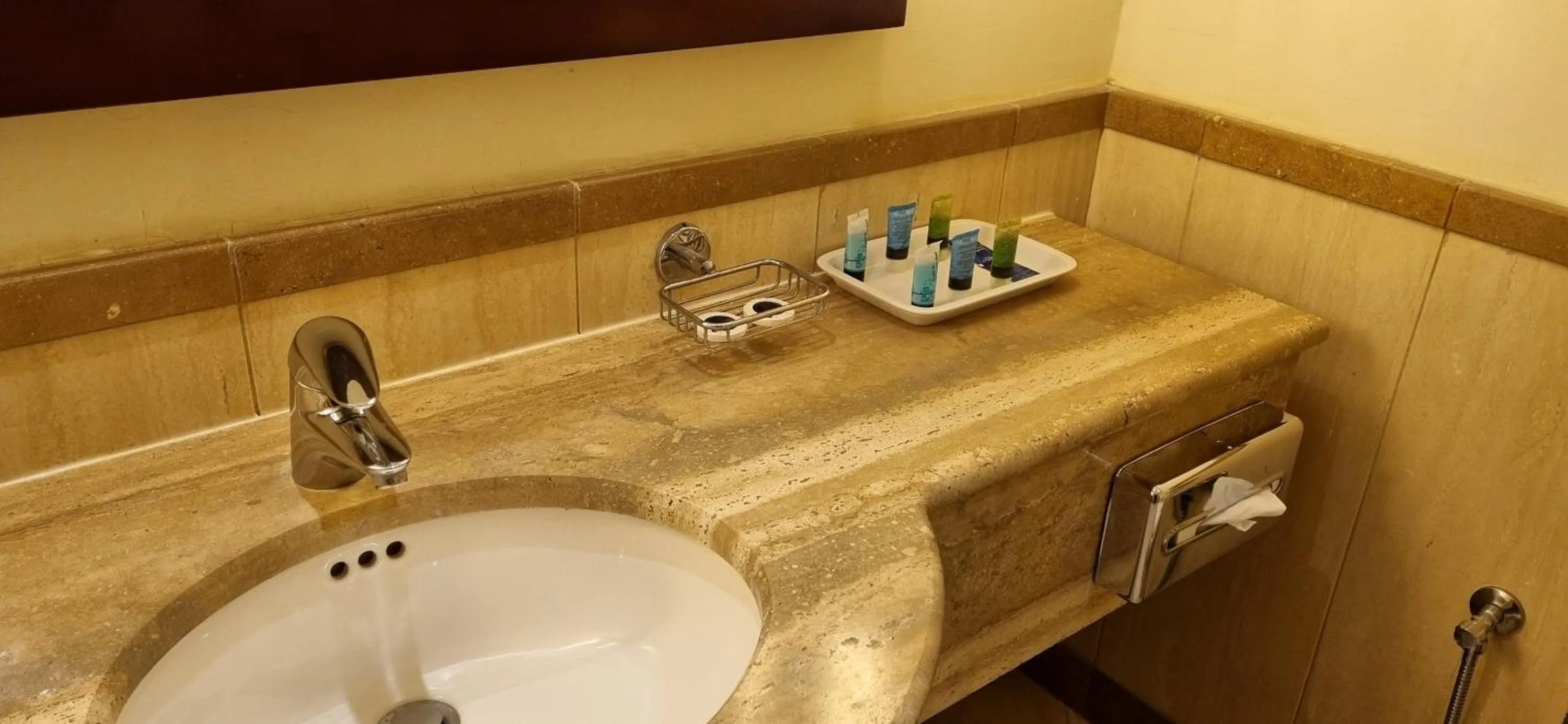 Bathroom in New Madinah Hotel