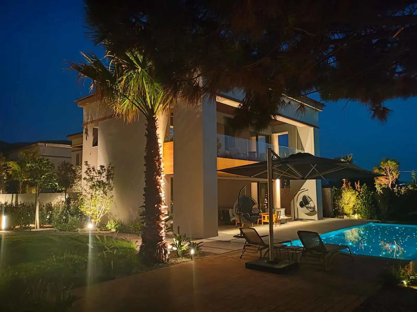 Property building in Almyros Beach