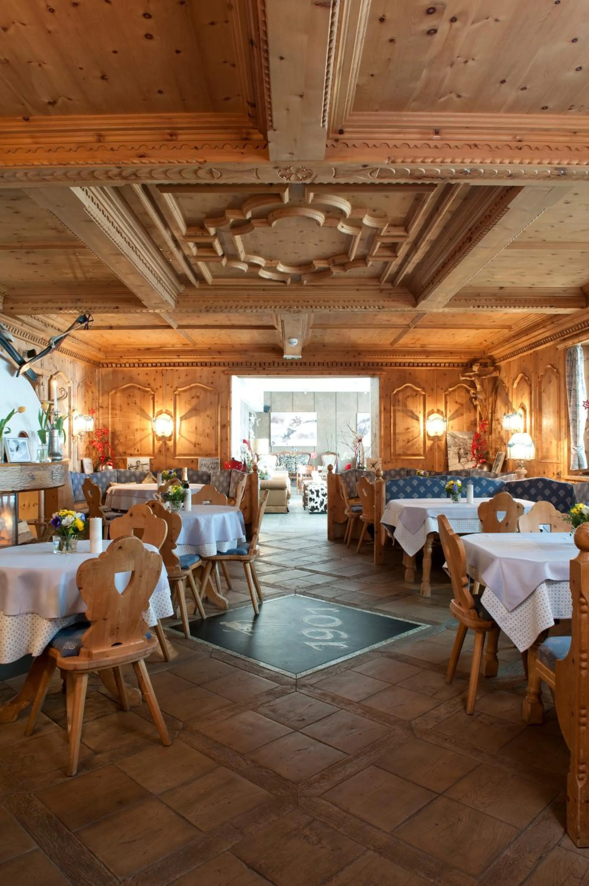 Restaurant/places to eat in Hotel Maiensee