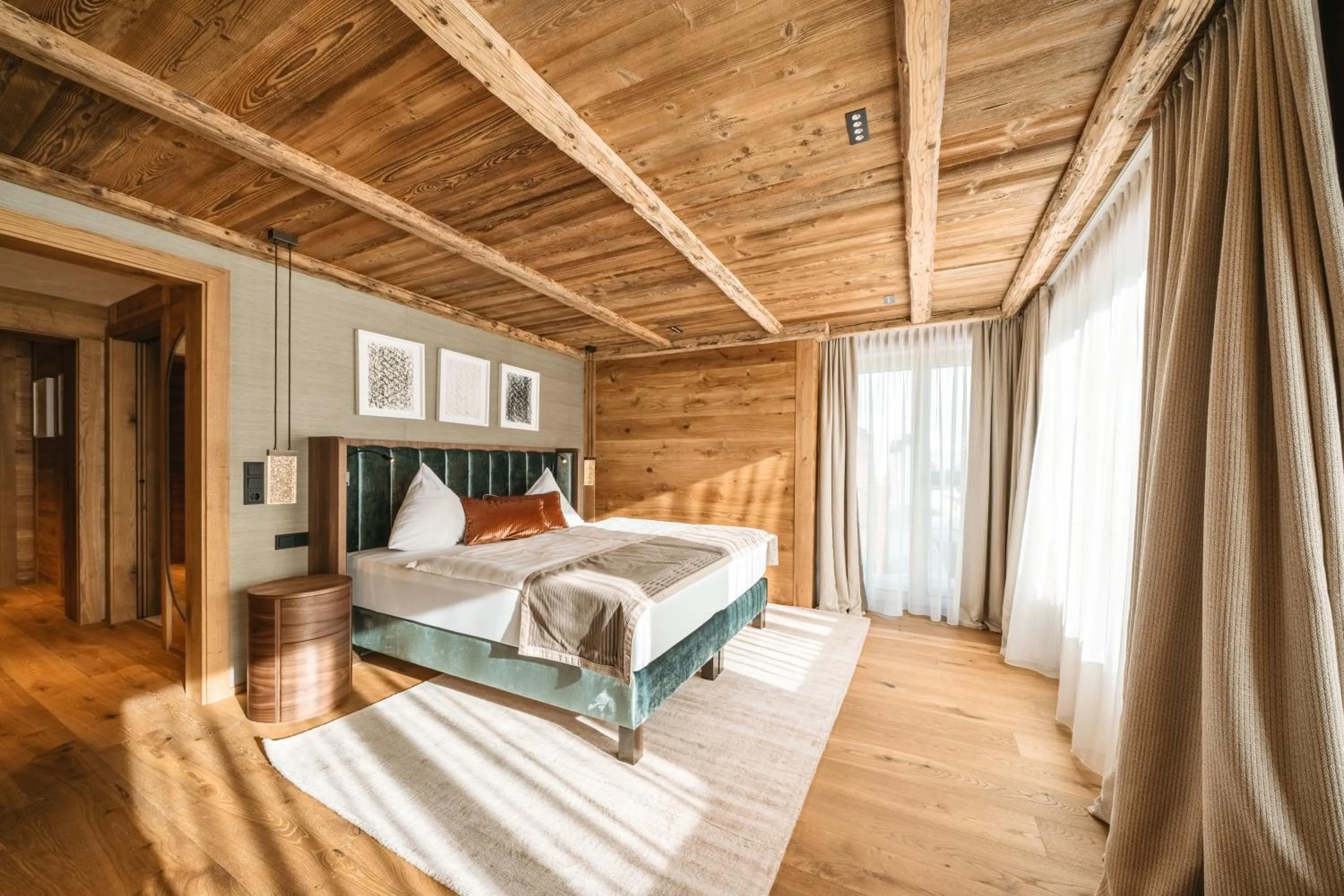 Bed in Hotel Maiensee