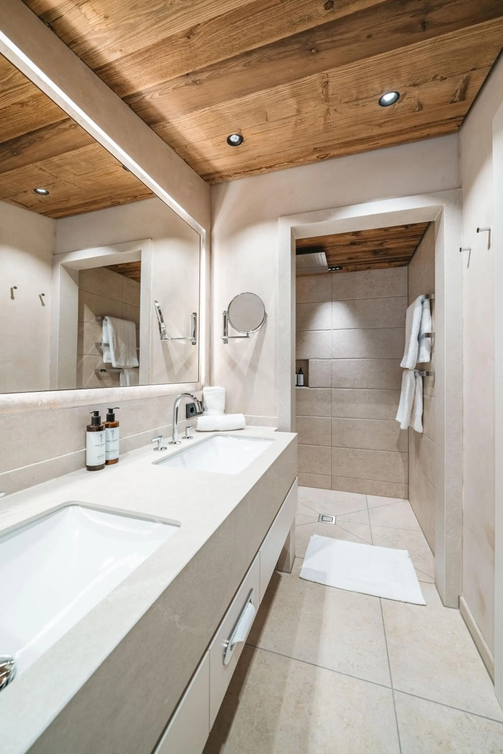 Bathroom in Hotel Maiensee