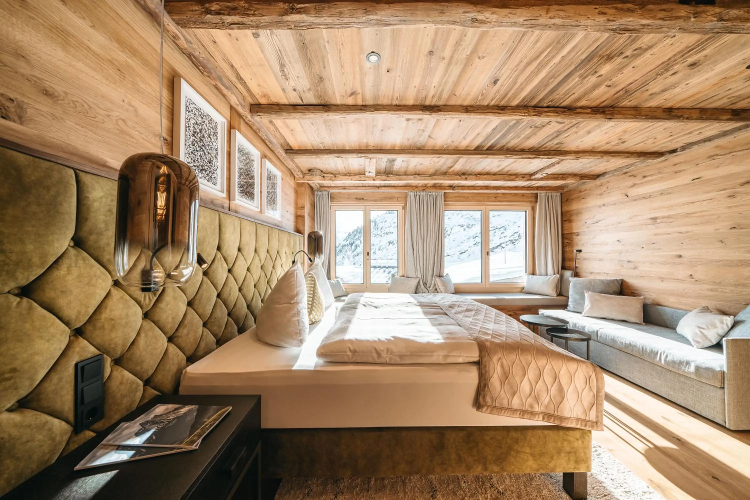 Photo of the whole room, Bed in Hotel Maiensee