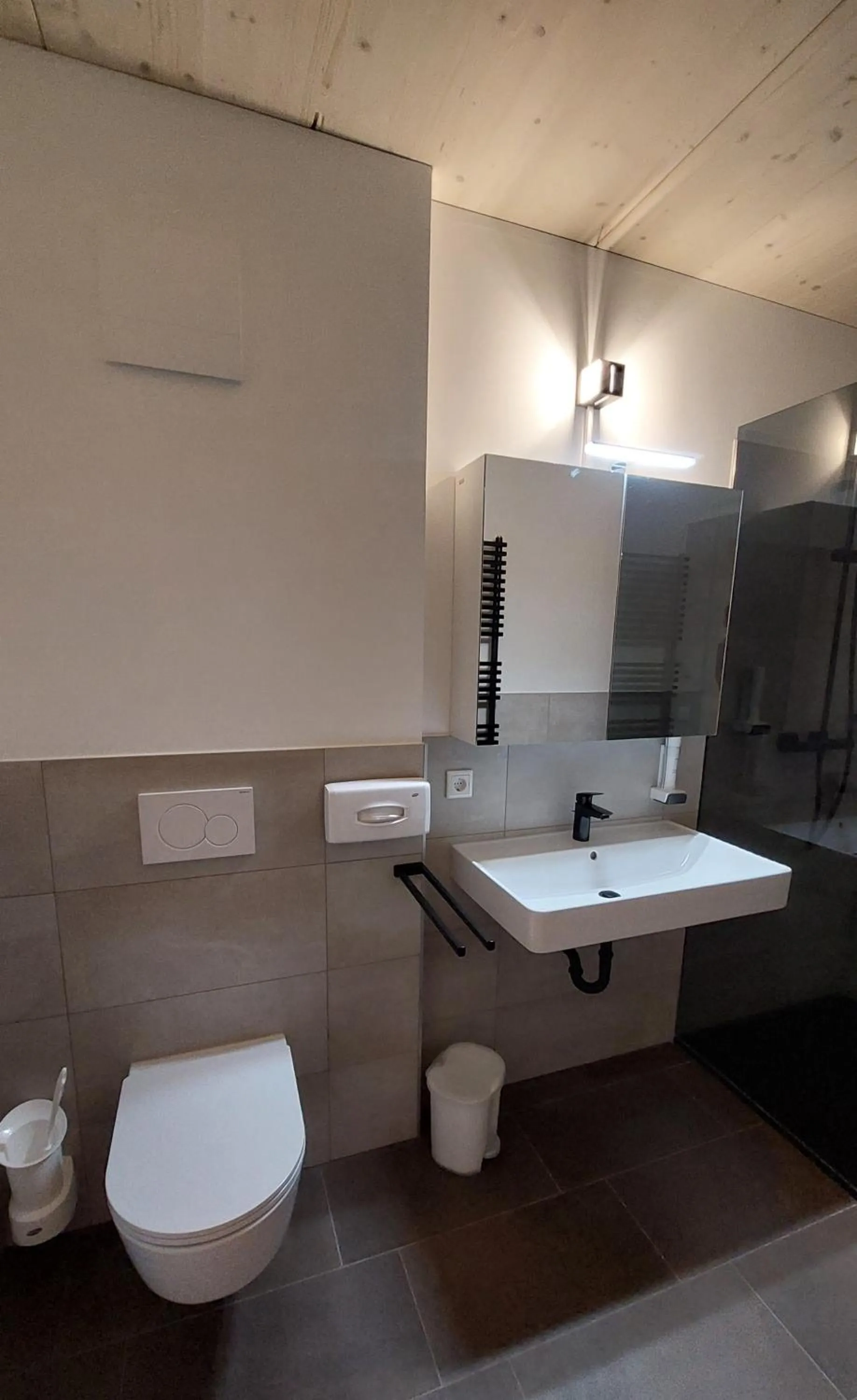 Toilet in Pension Irlingerhof