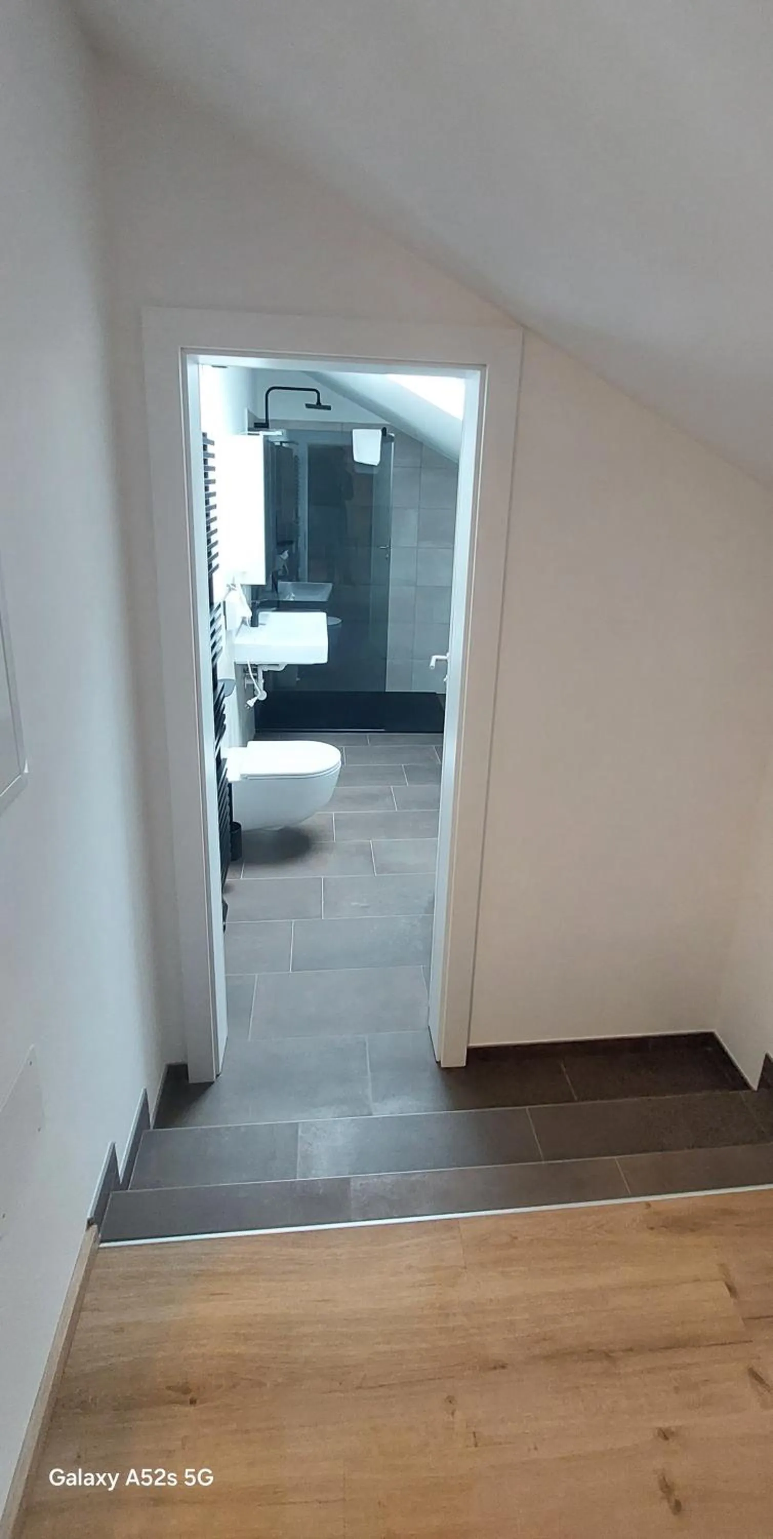 Bathroom in Pension Irlingerhof