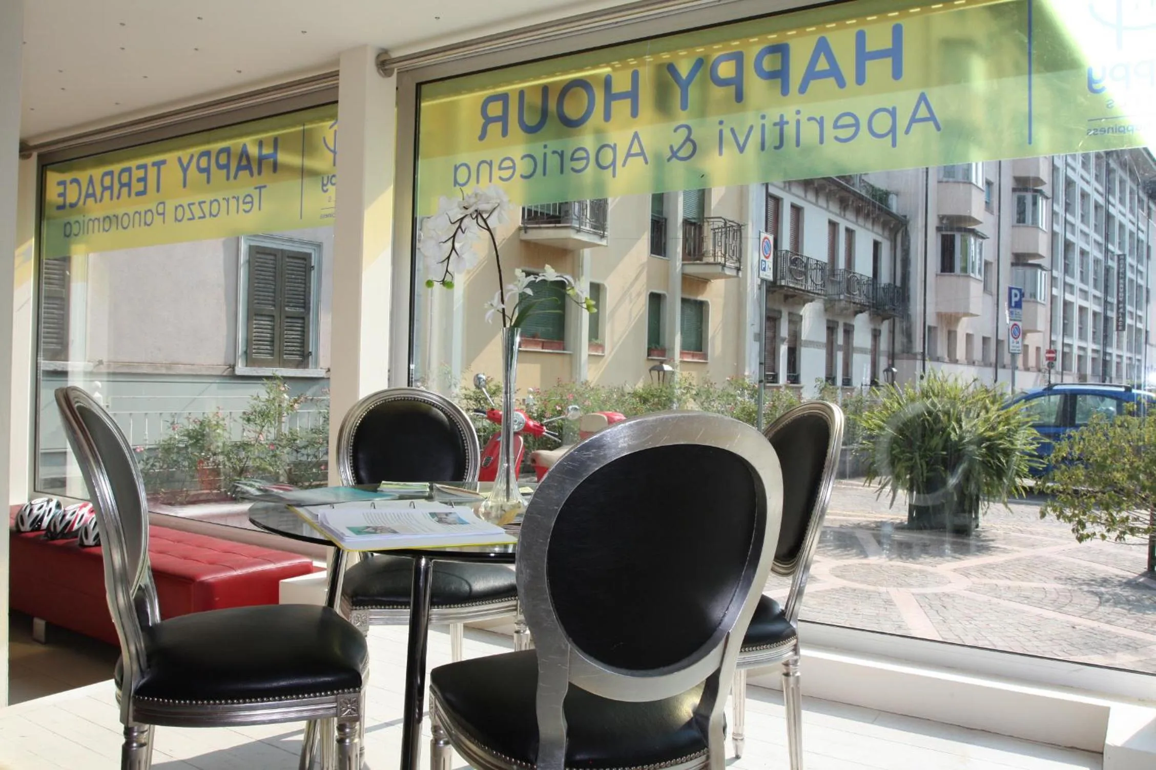 Living room in Happy Hotel Atelier Gardone Riviera Centro & Spa