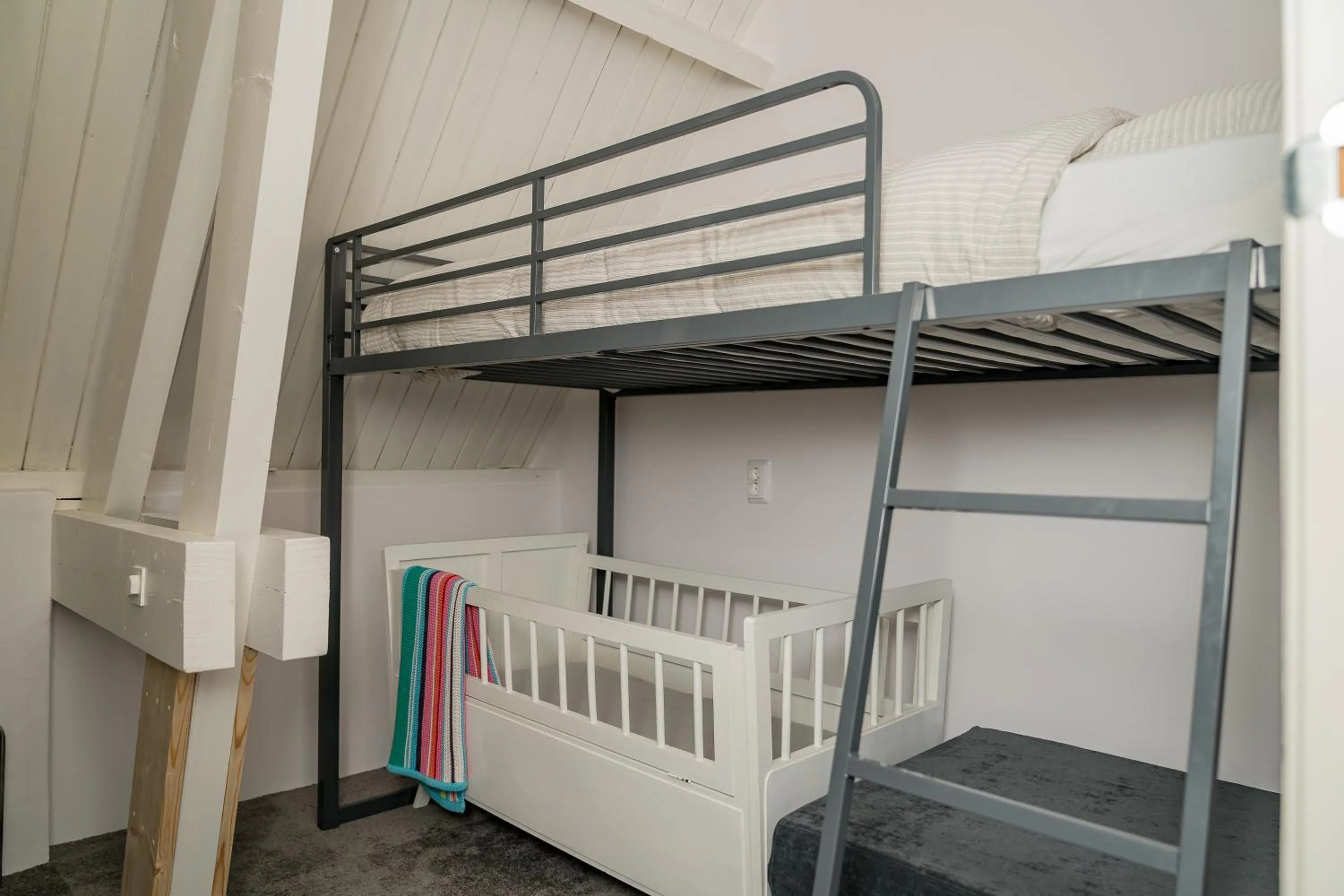 cot, Bed in De Verwennerie