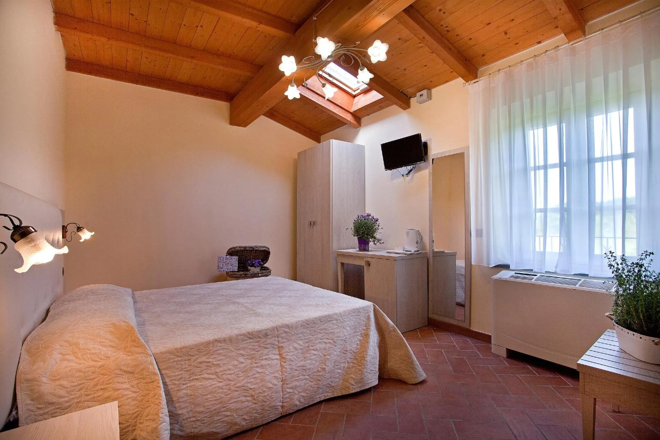 Bedroom, Bed in Tenuta San Giovanni Lucca