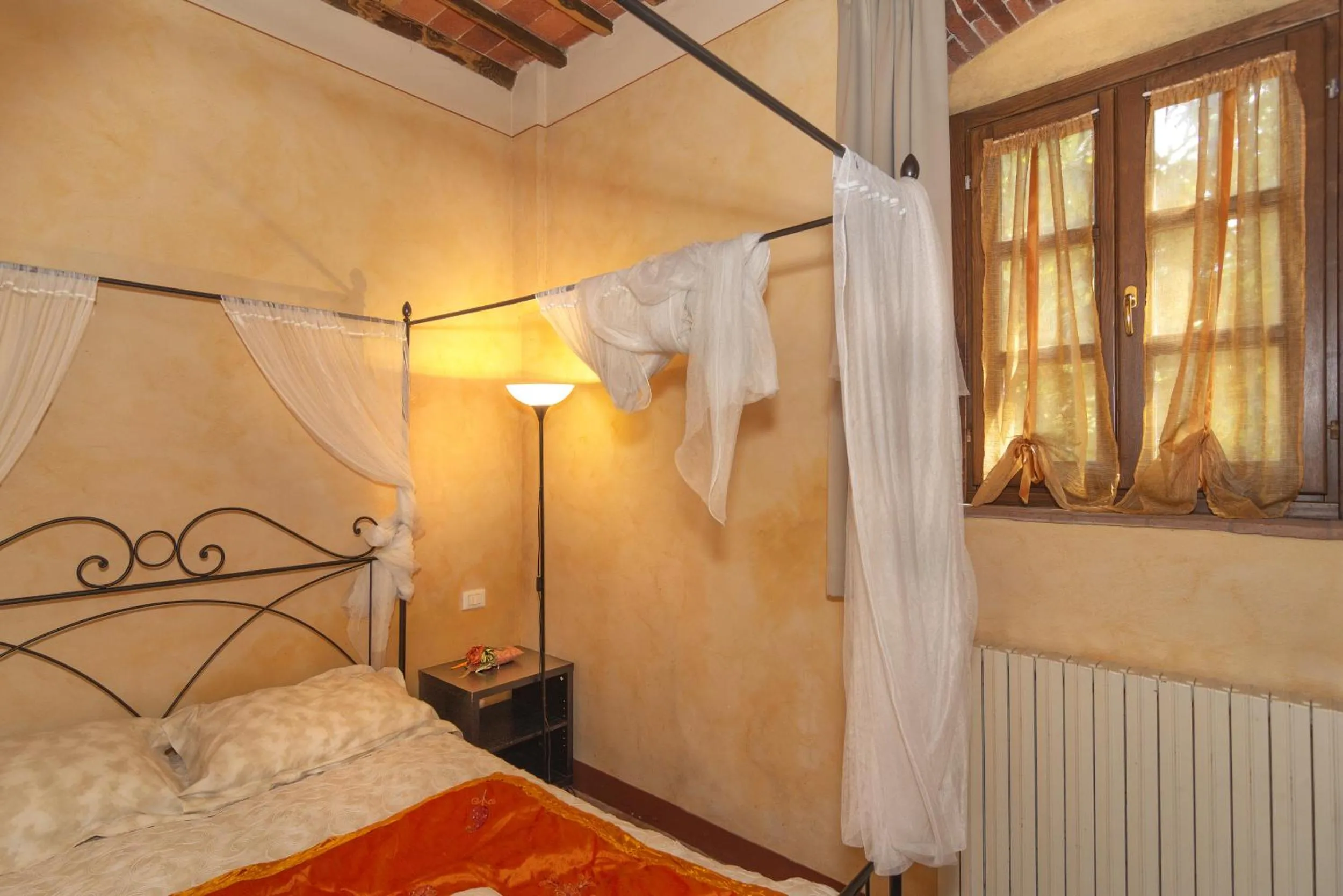 Bed in Tenuta San Giovanni Lucca