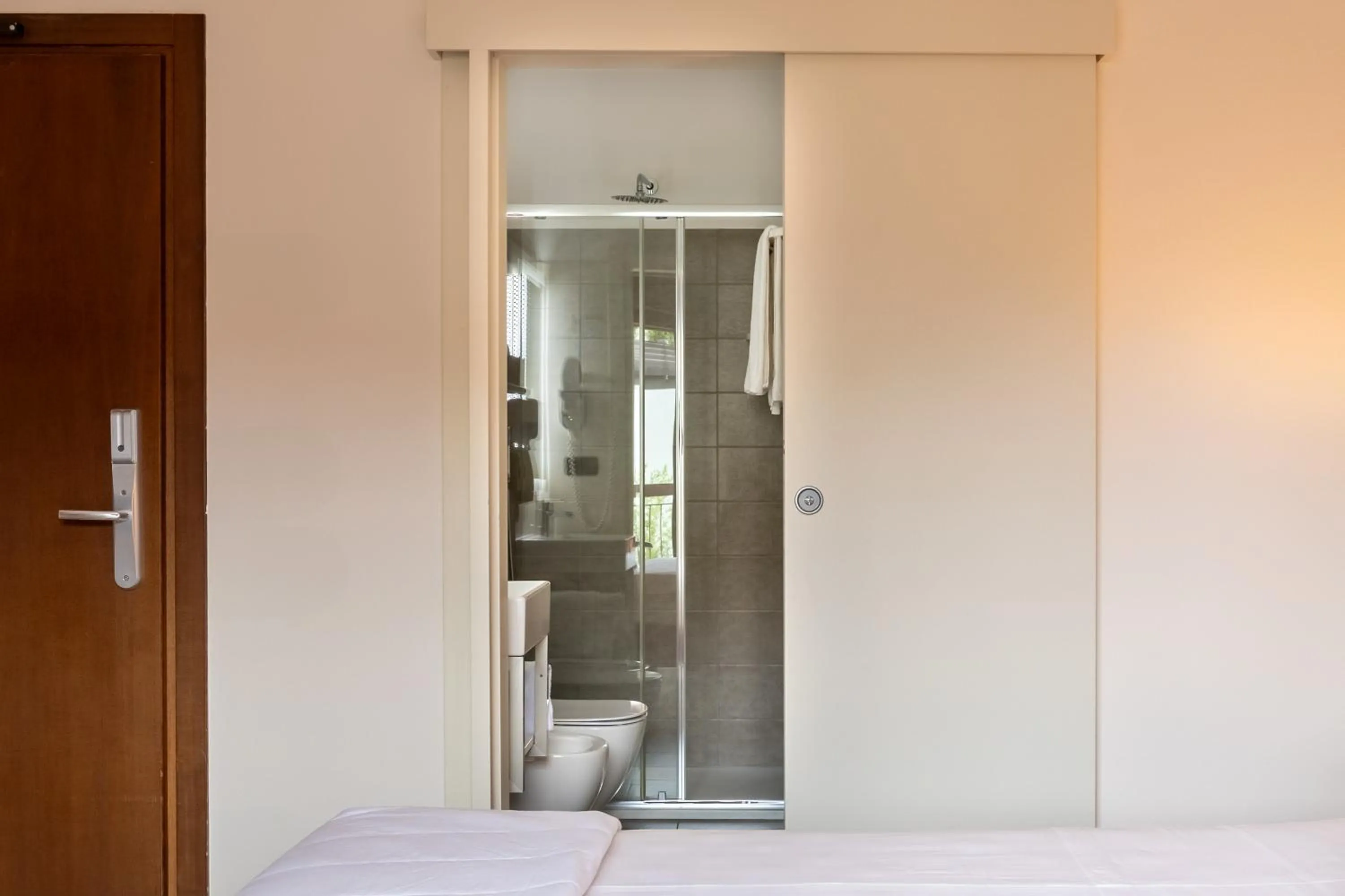 Bathroom in Hotel Catullo