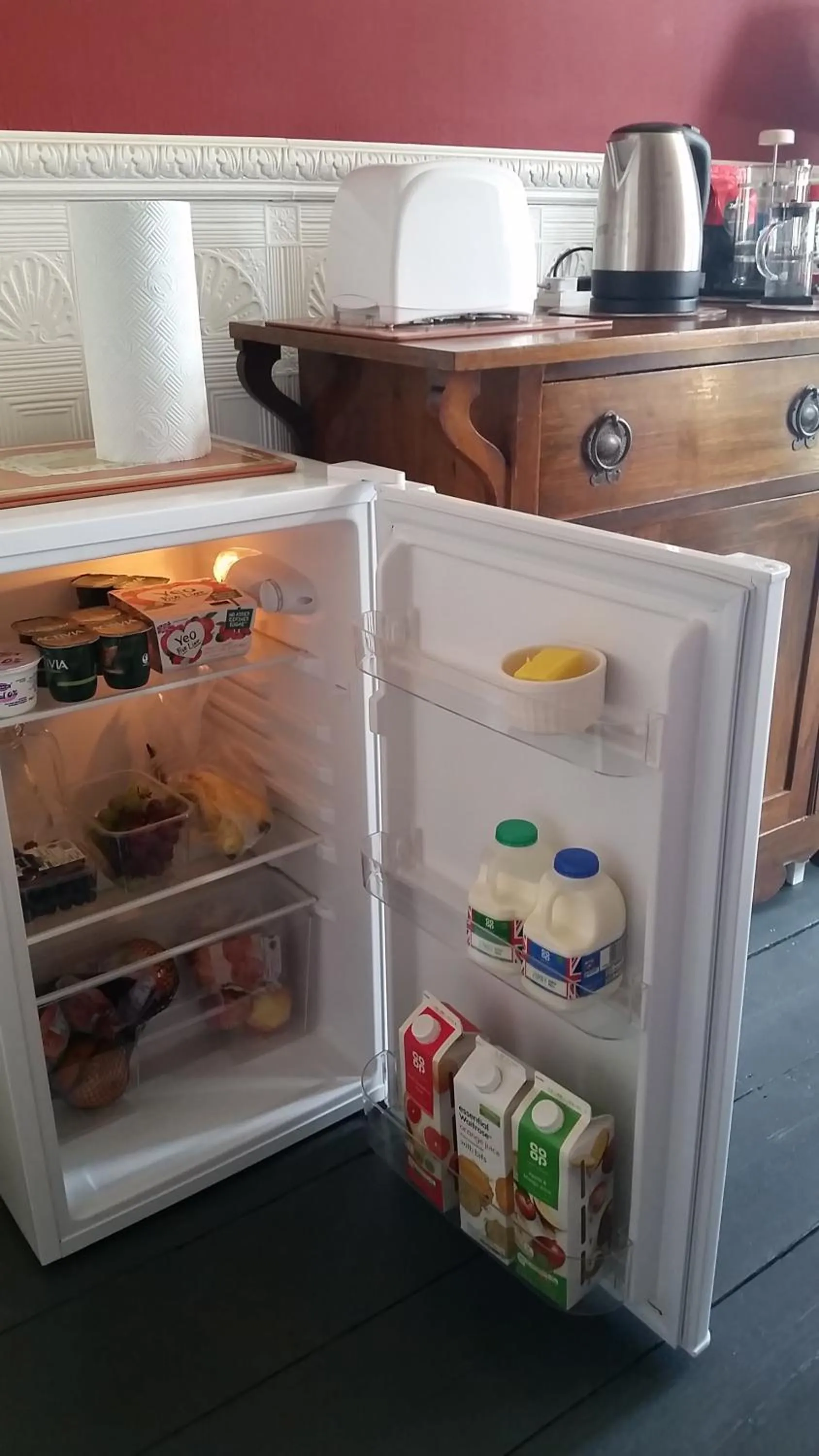 Continental breakfast in Grantham House