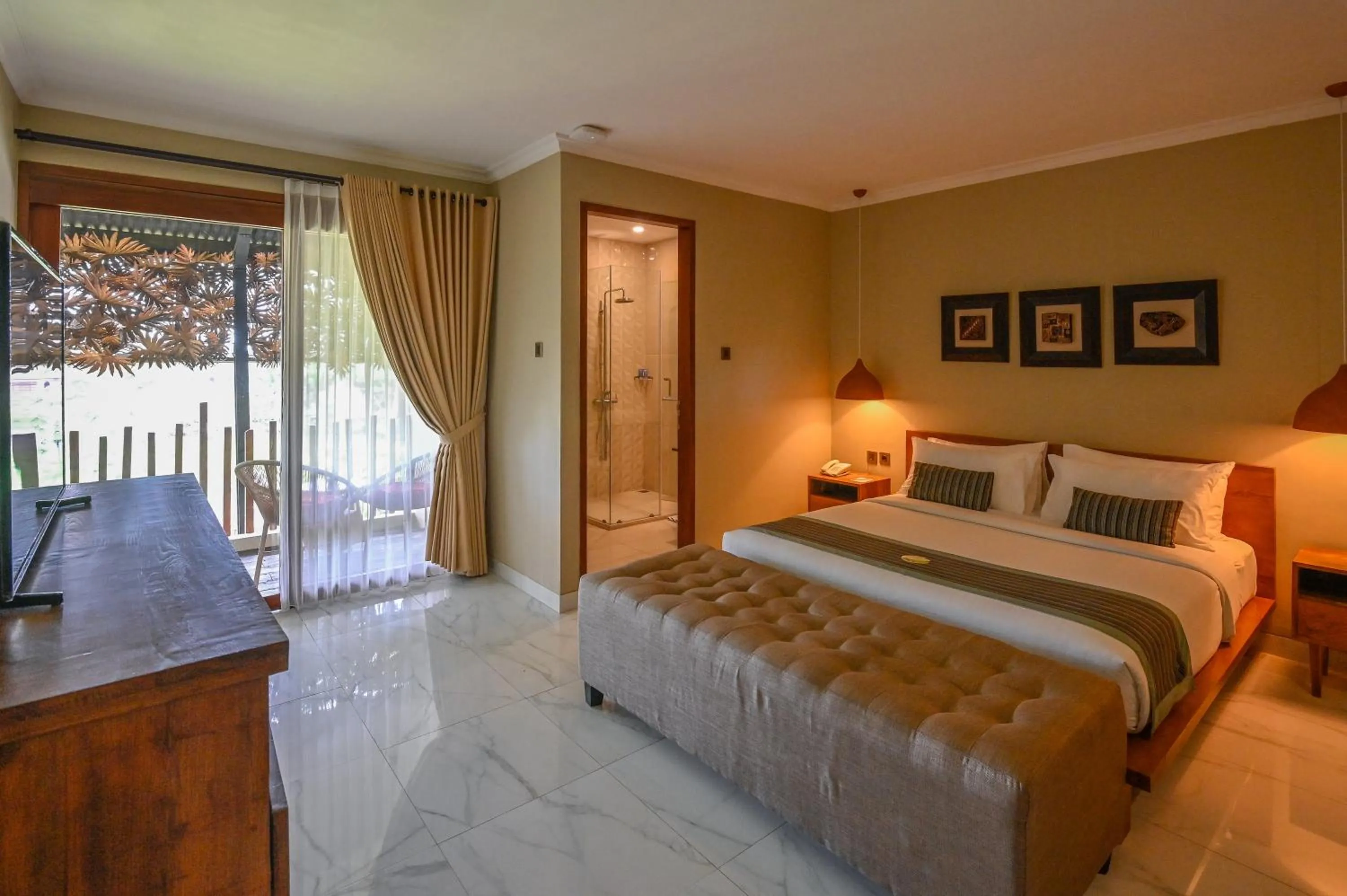 Bed in ILA Villa Ubud