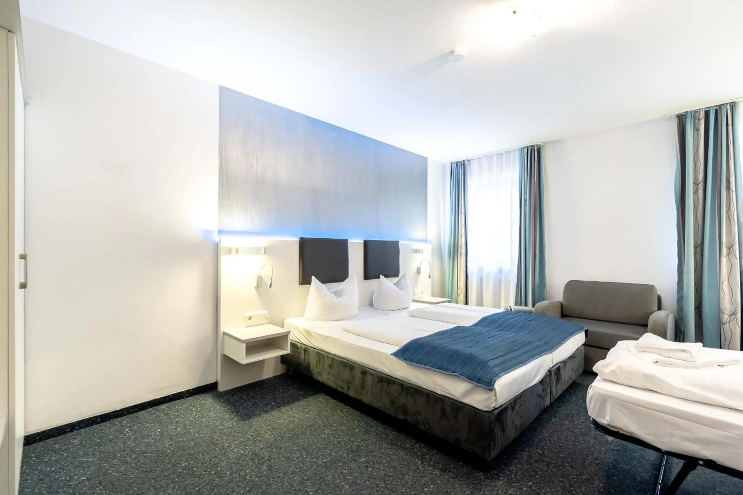 Bed in Hotel Wandinger Hof