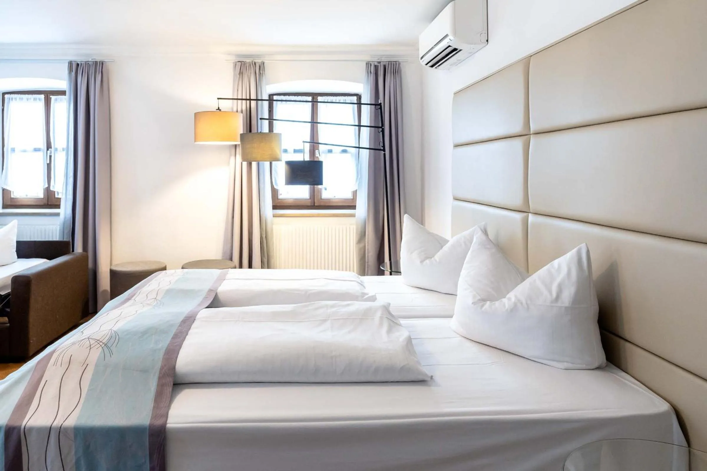 Bed in Hotel Wandinger Hof