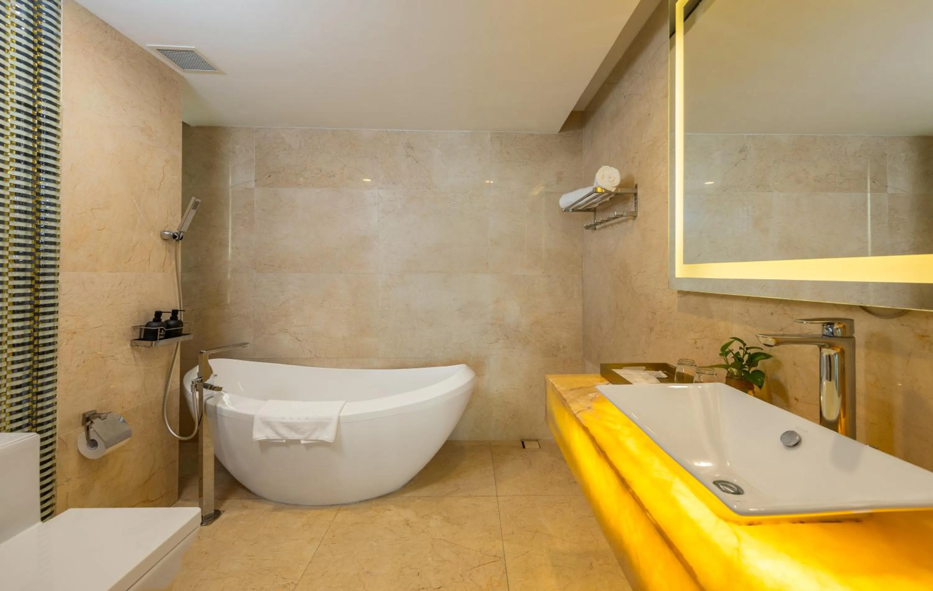 Bathroom in Mandila Beach Hotel Danang