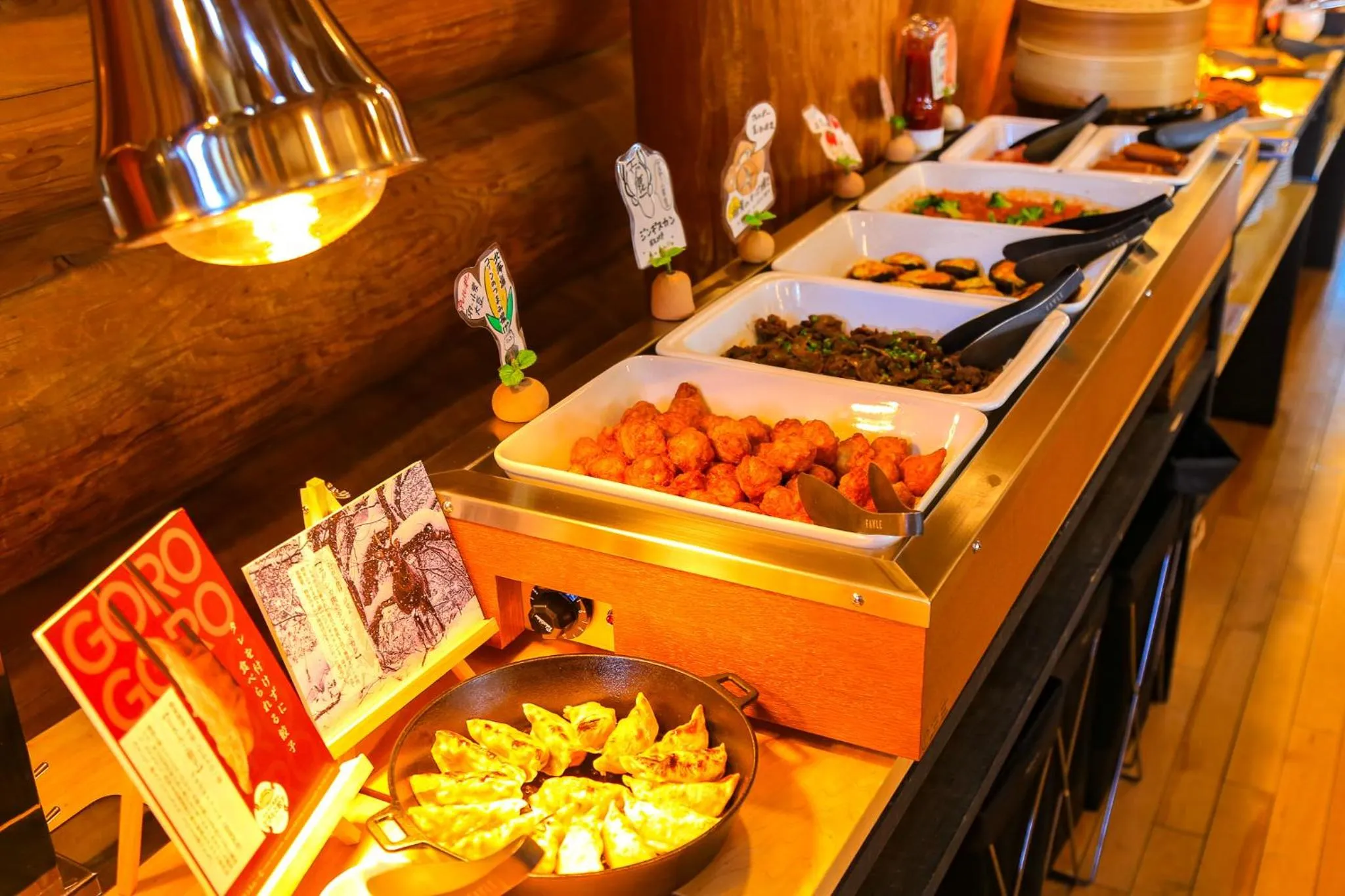 Restaurant/places to eat in Log Hotel The Maple Lodge