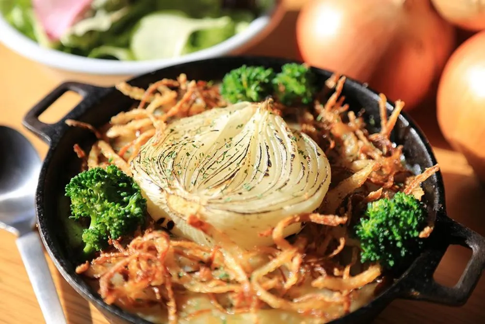 Log Hotel The Maple Lodge