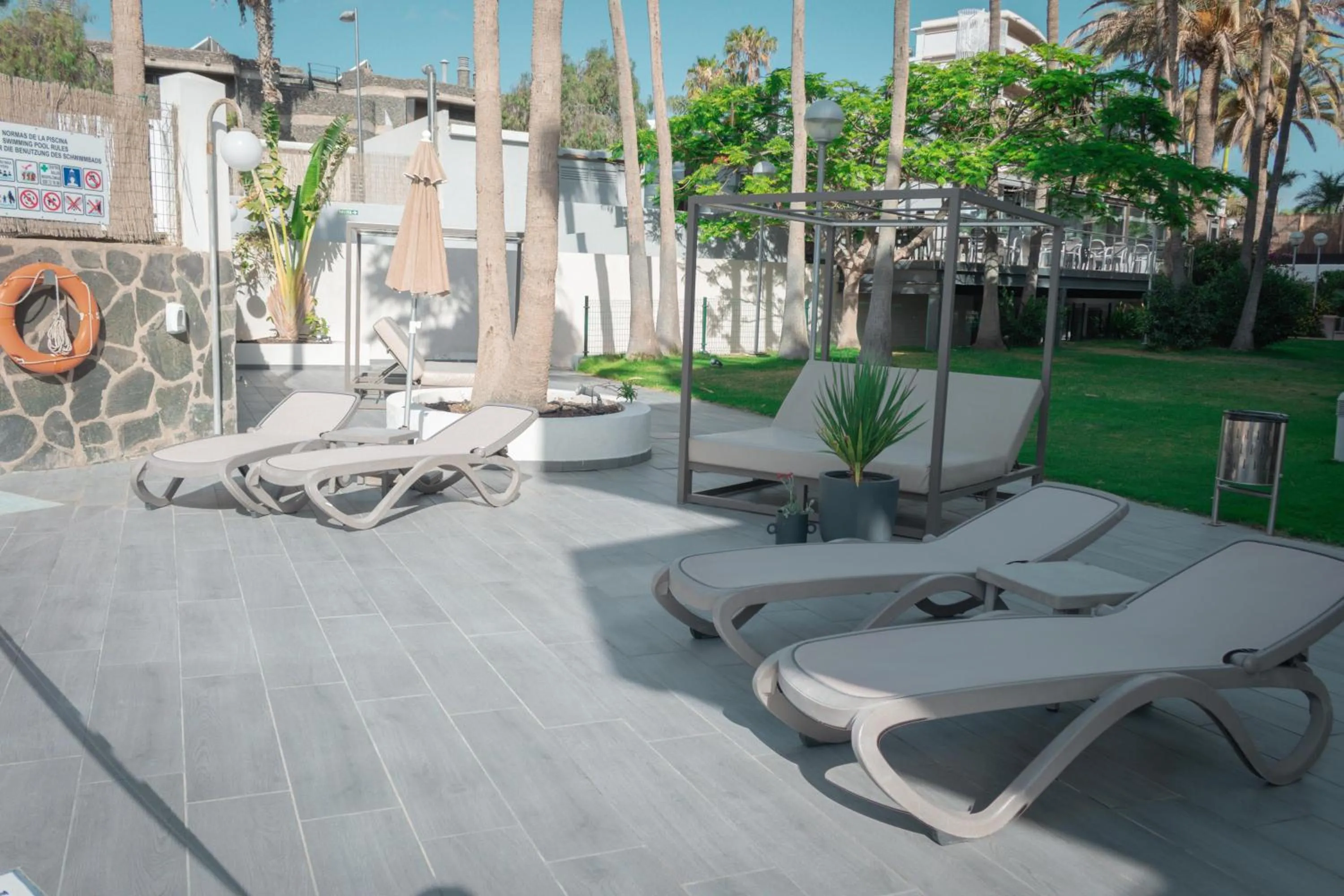 Solarium in Apartamentos El Palmar