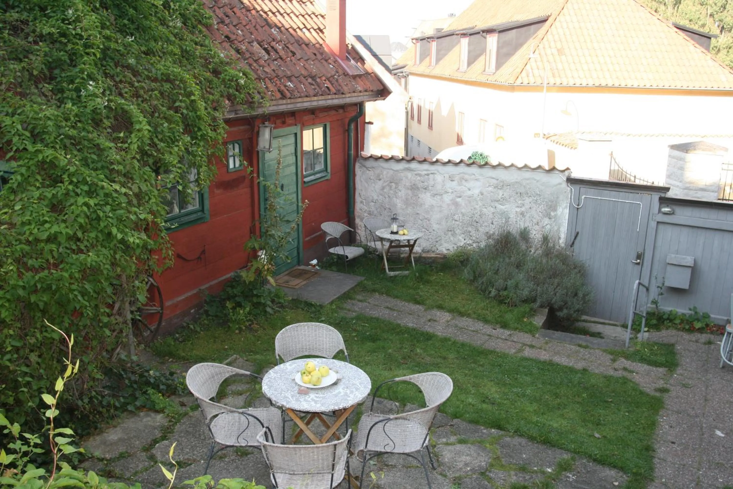 Garden in Visby Logi & Vandrarhem