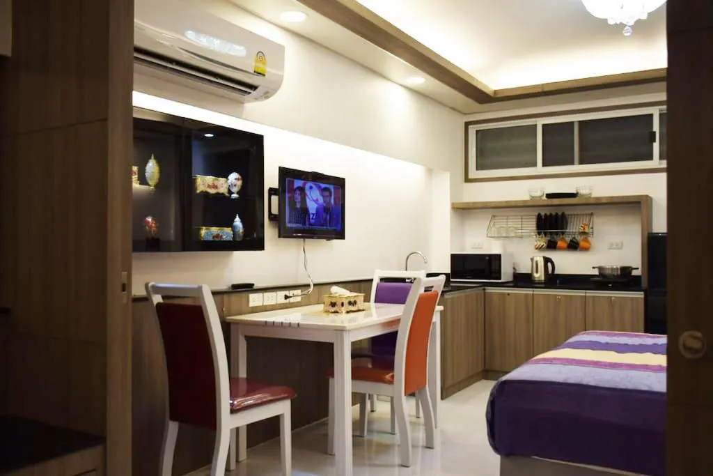 Property building in Family Suite Room Pratunam