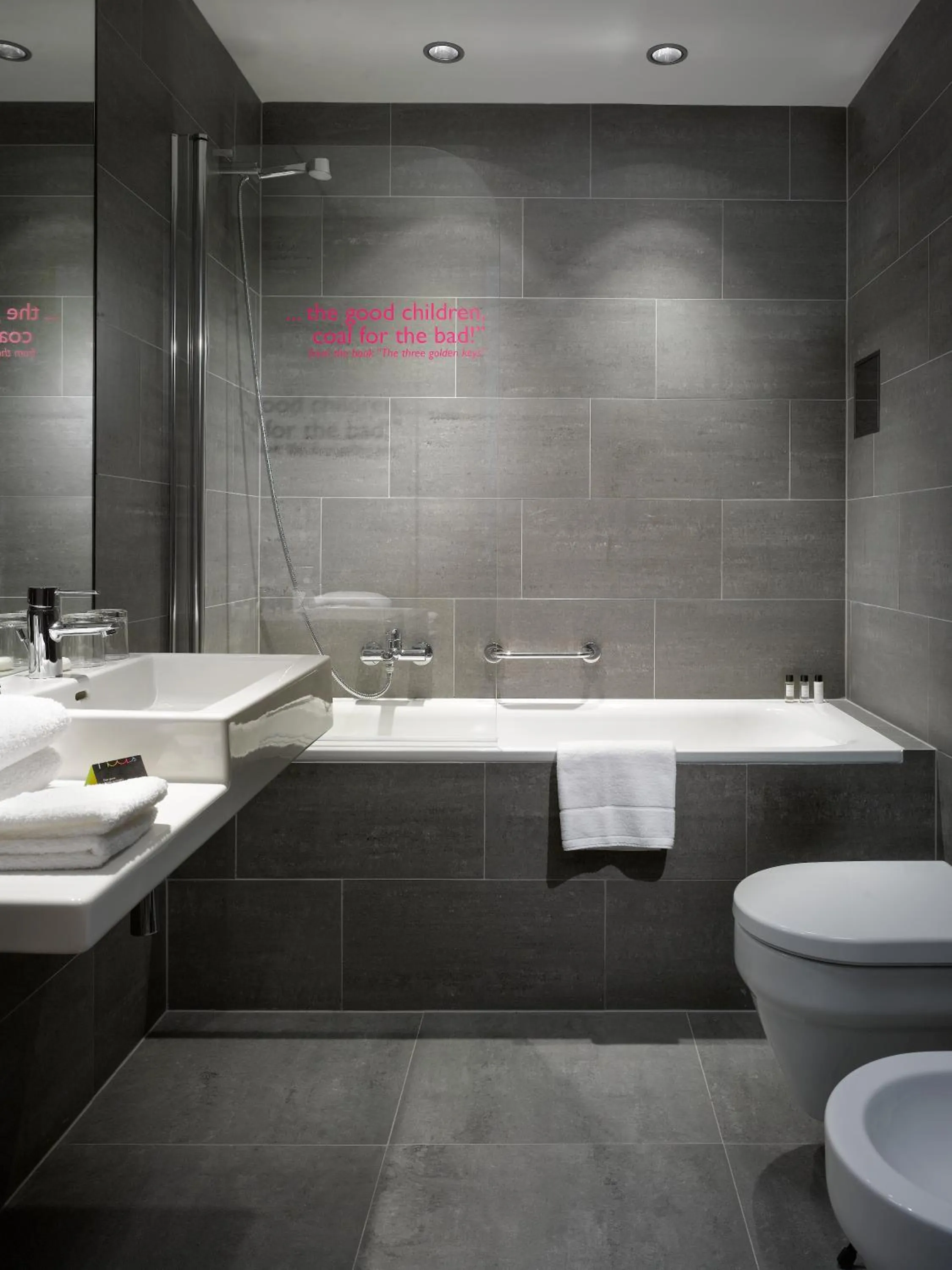 Toilet in MOODs boutique hotel