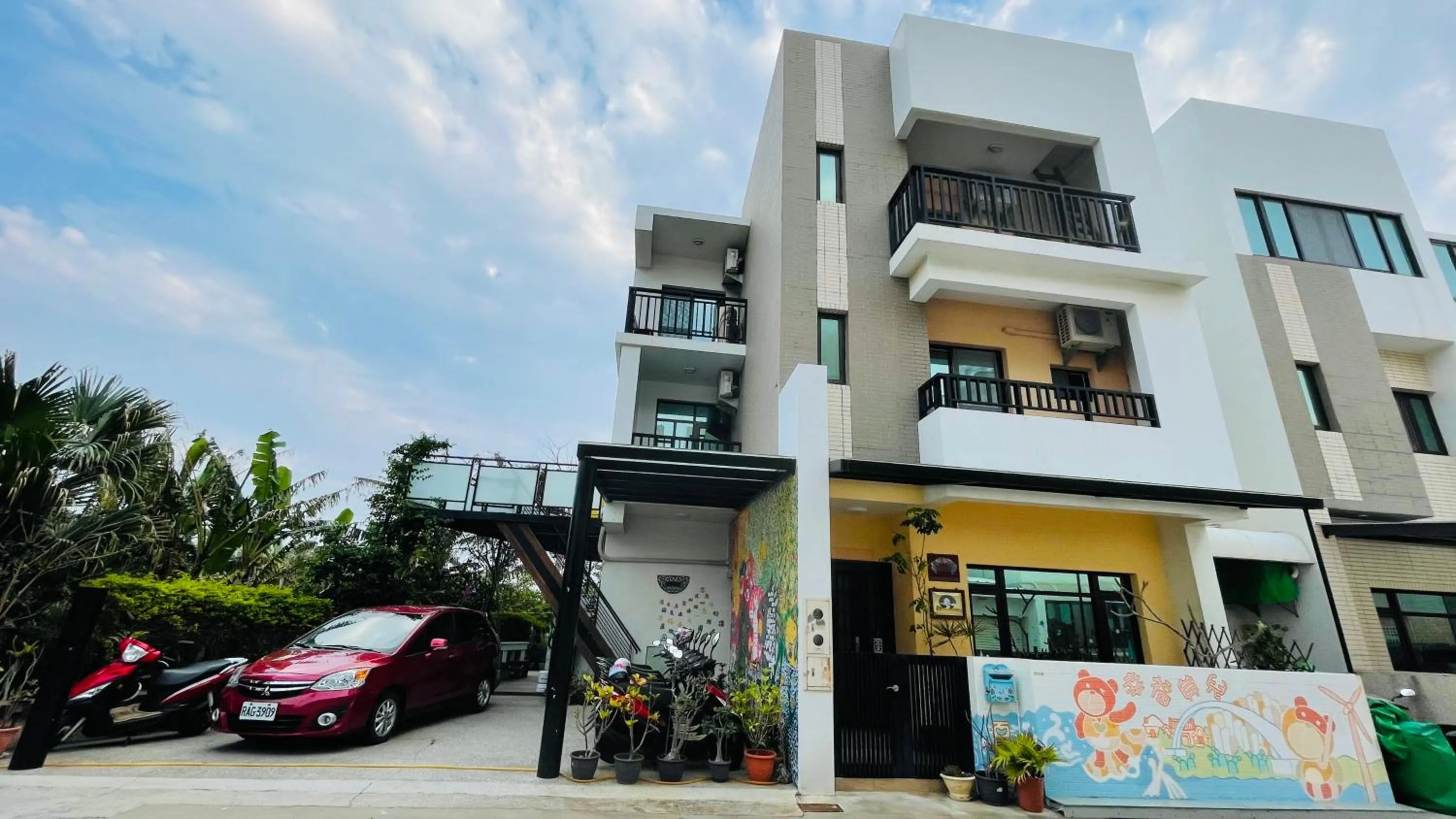 Lucky Bear Guesthouse