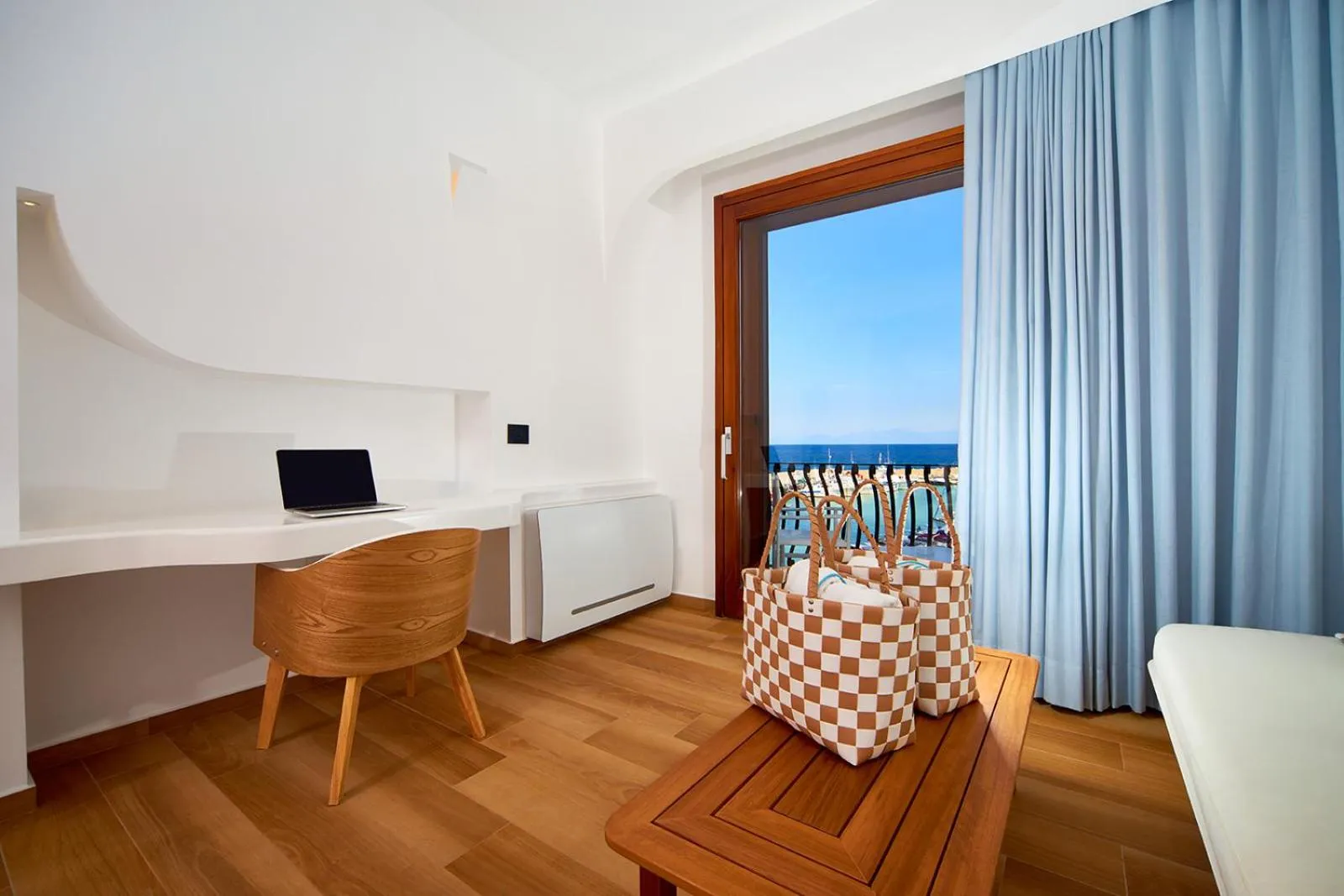 TV and multimedia, Bed in Approdo Resort Thalasso Spa