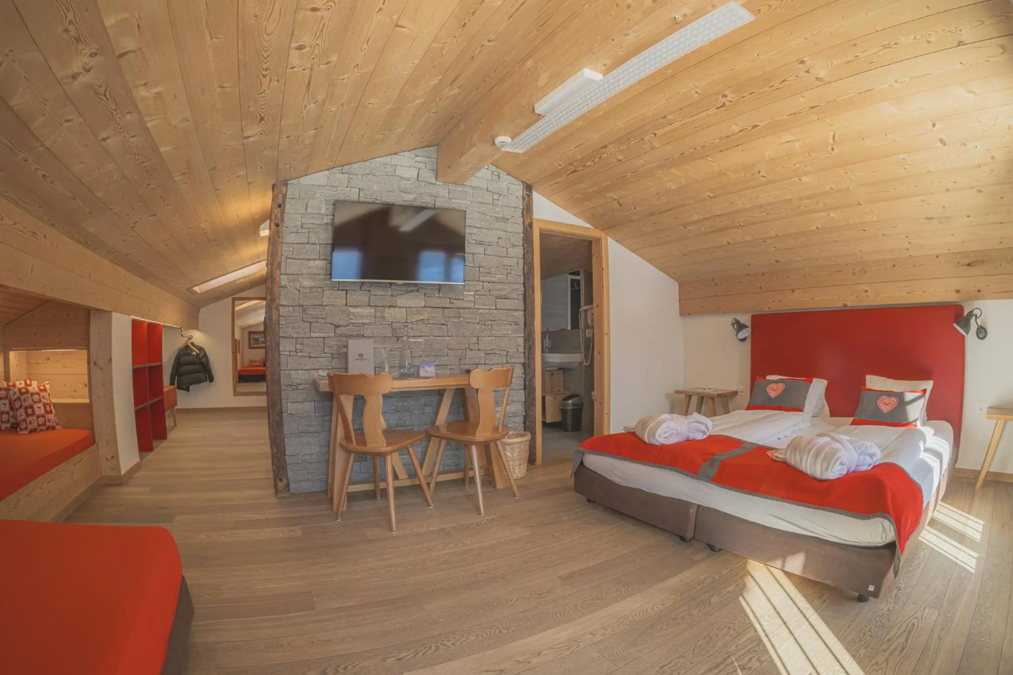 Bed in Alpinhotel Bort