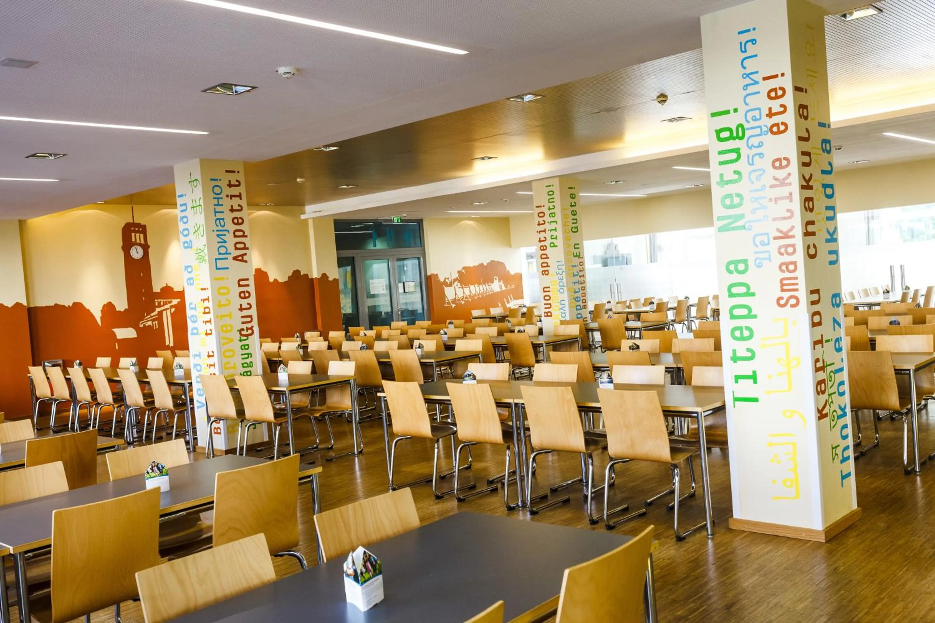 Restaurant/places to eat in HI Munich Park Youth Hostel