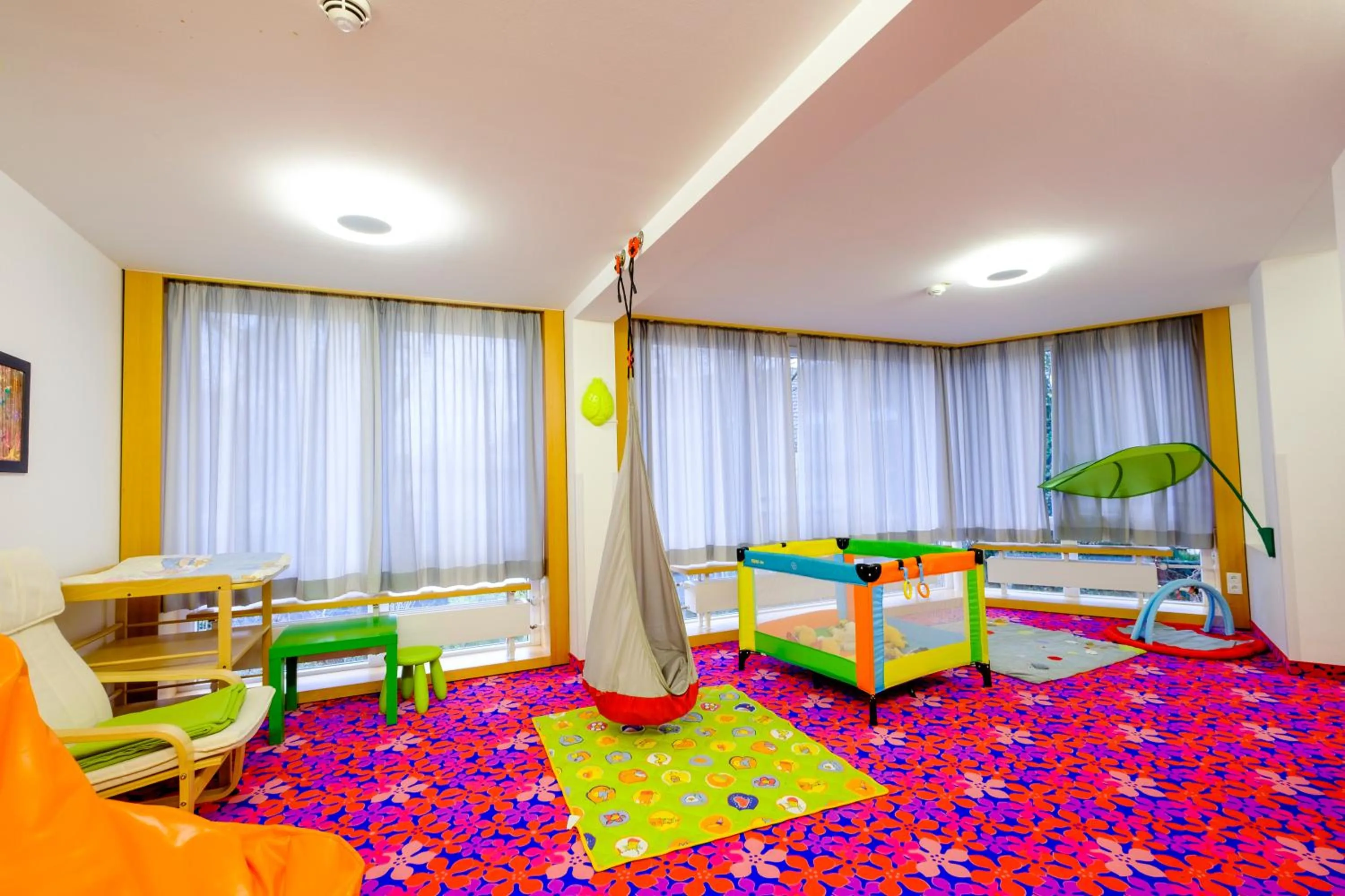 Area and facilities in HI Munich Park Youth Hostel