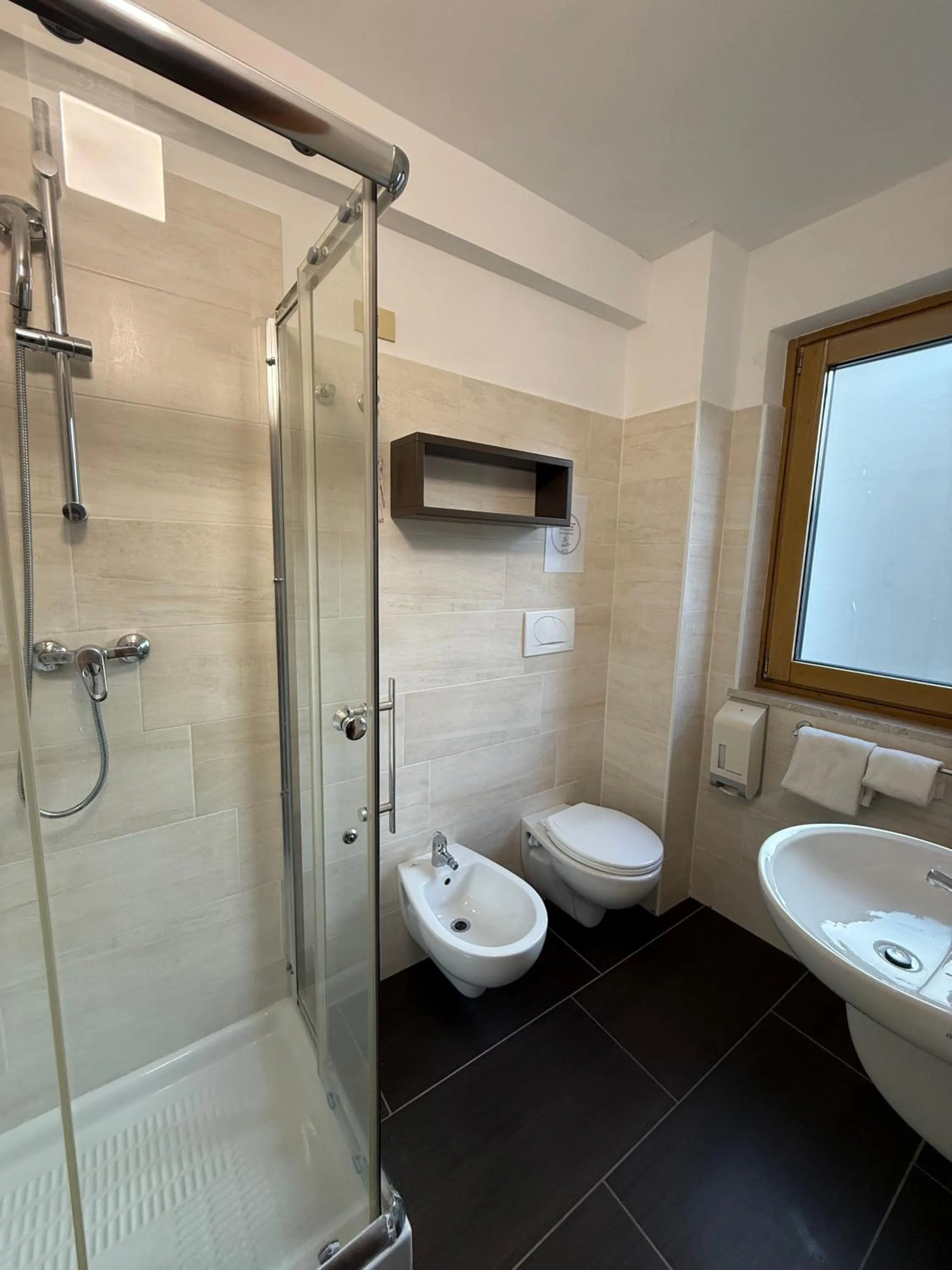 Bathroom in Hotel Iris