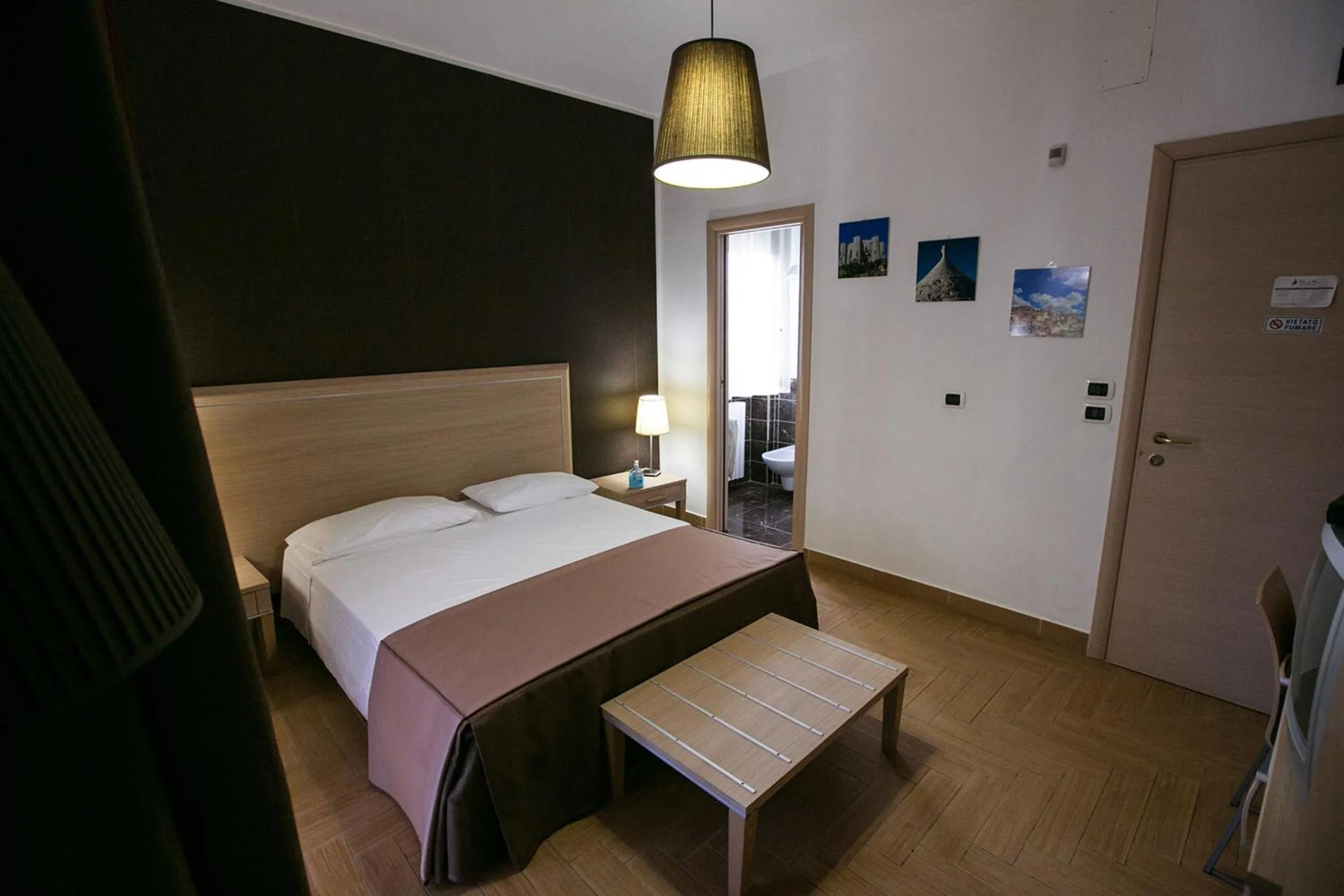 Photo of the whole room, Bed in Villa Del Mar