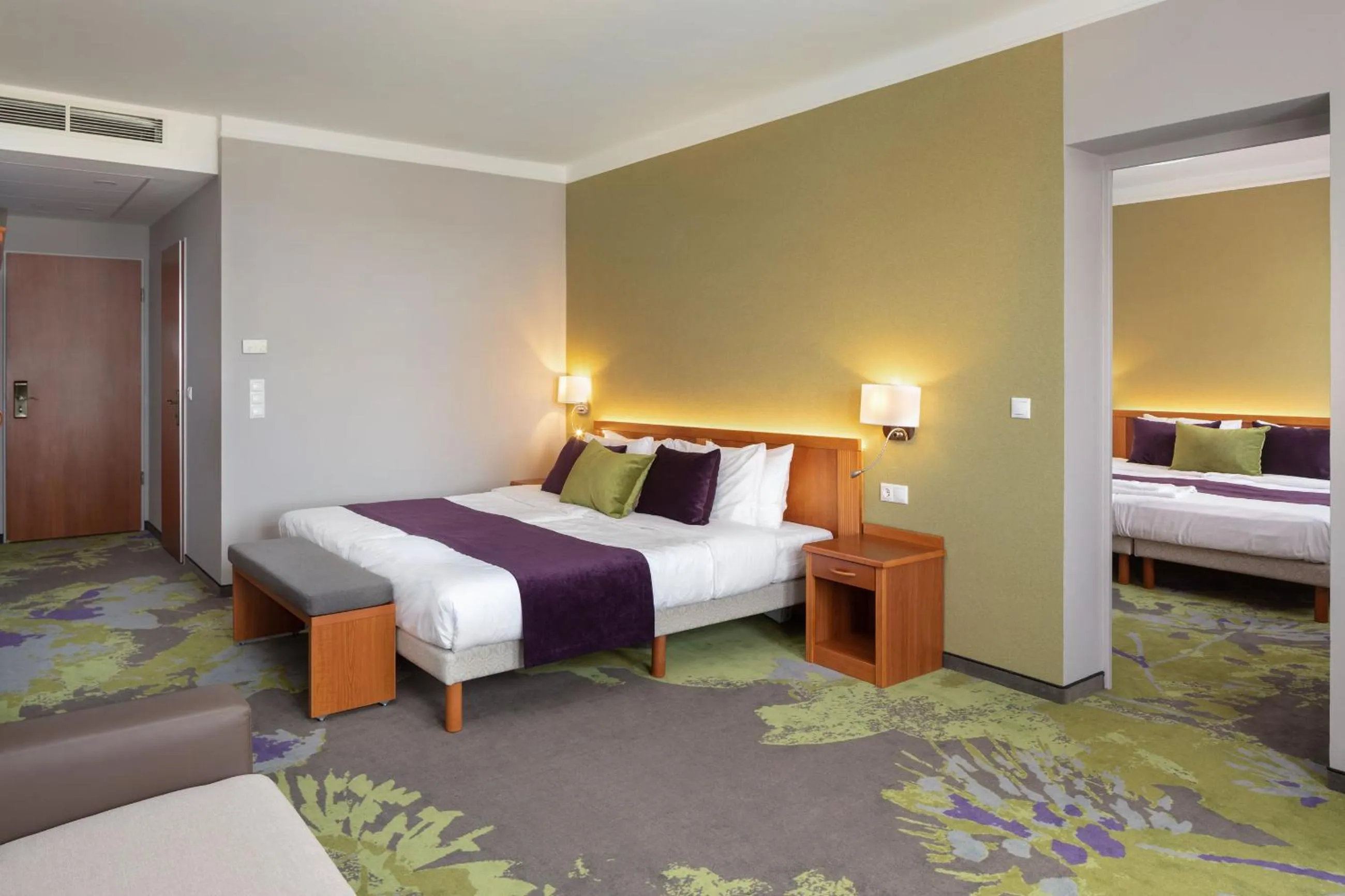 Other, Bed in Hotel Karos Spa