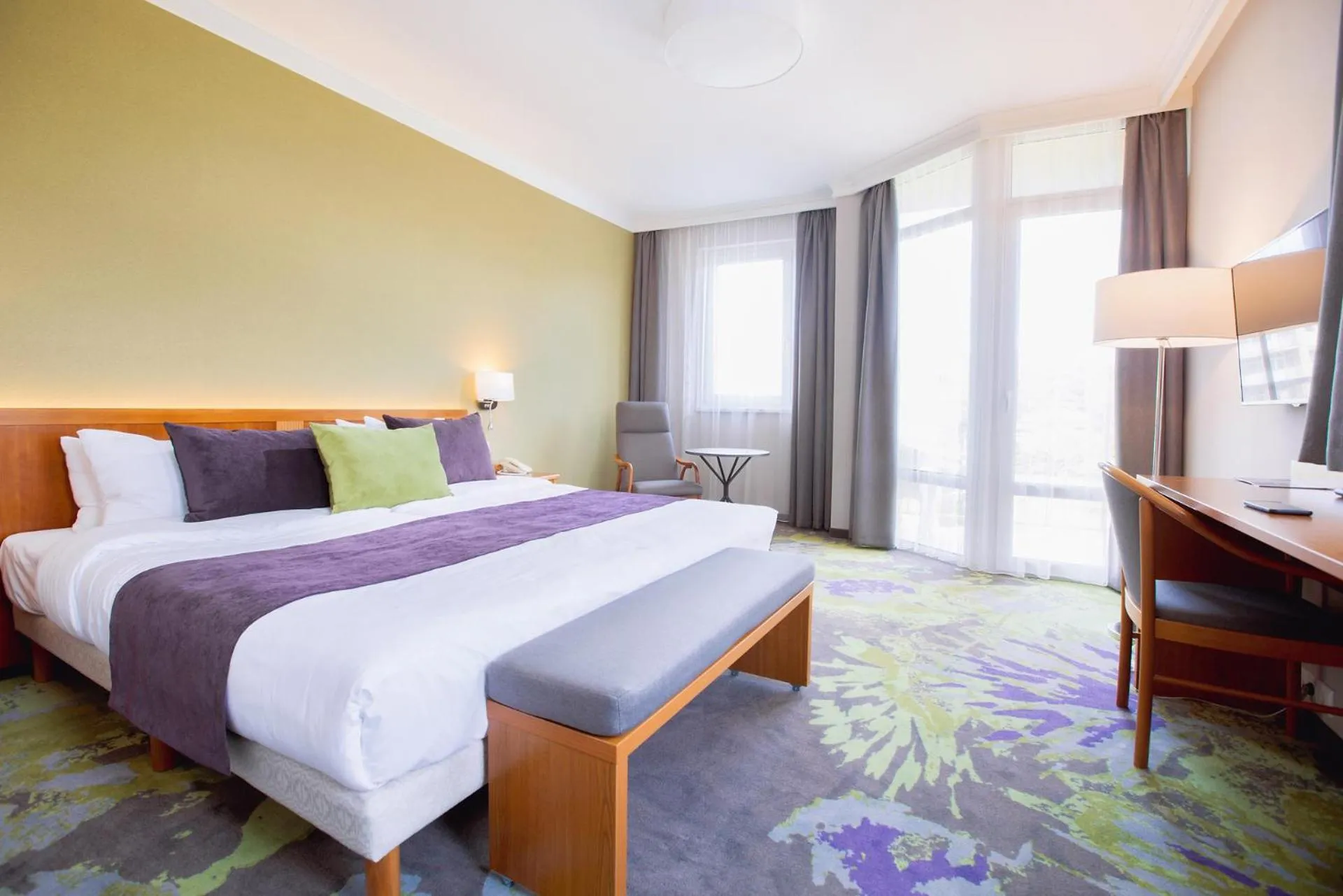 Bed in Hotel Karos Spa