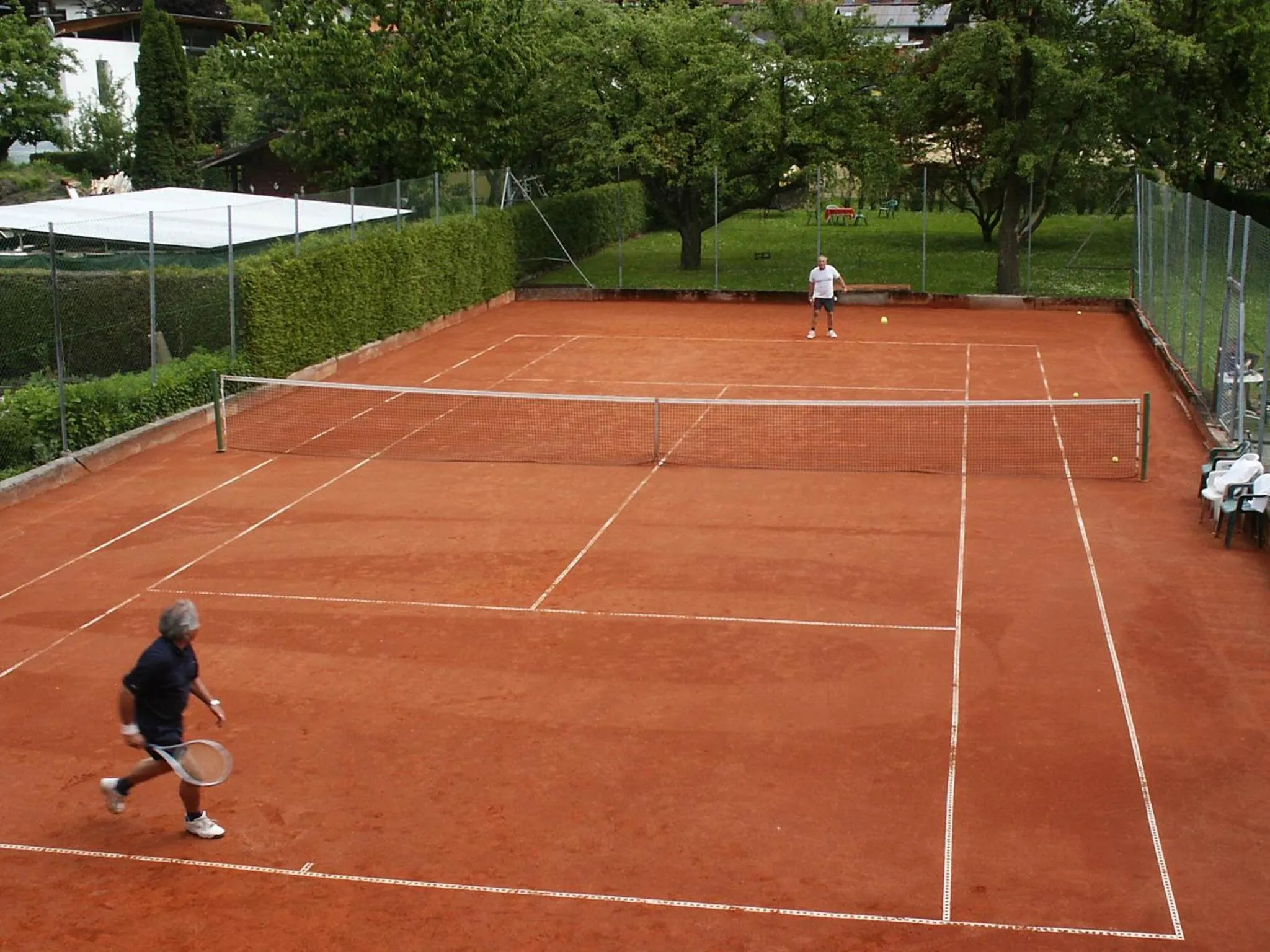 Tennis court in Hotel 3 Mohren