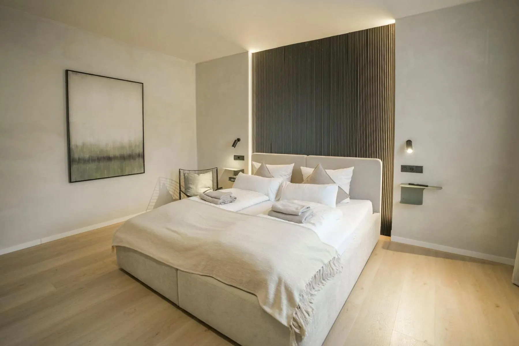 Bed in Hotel Weinhaus Kreuter